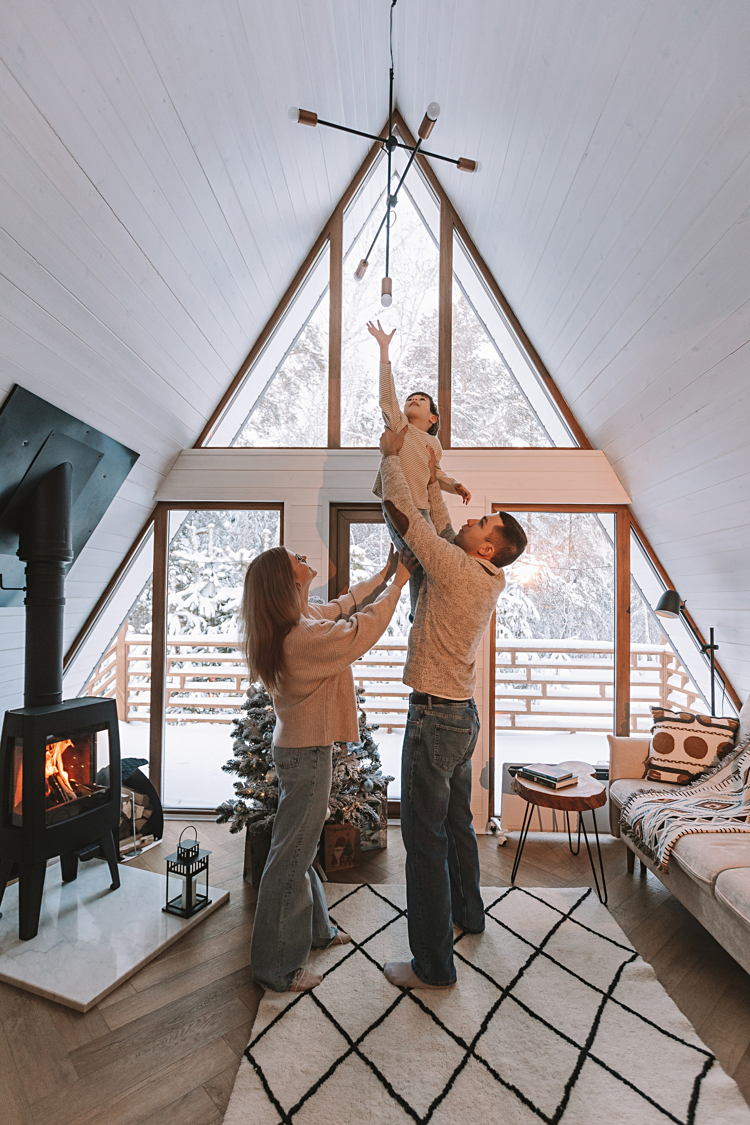 Загородный домик. Семейный фотограф Тюмень, фотограф на роды Салмина Мария