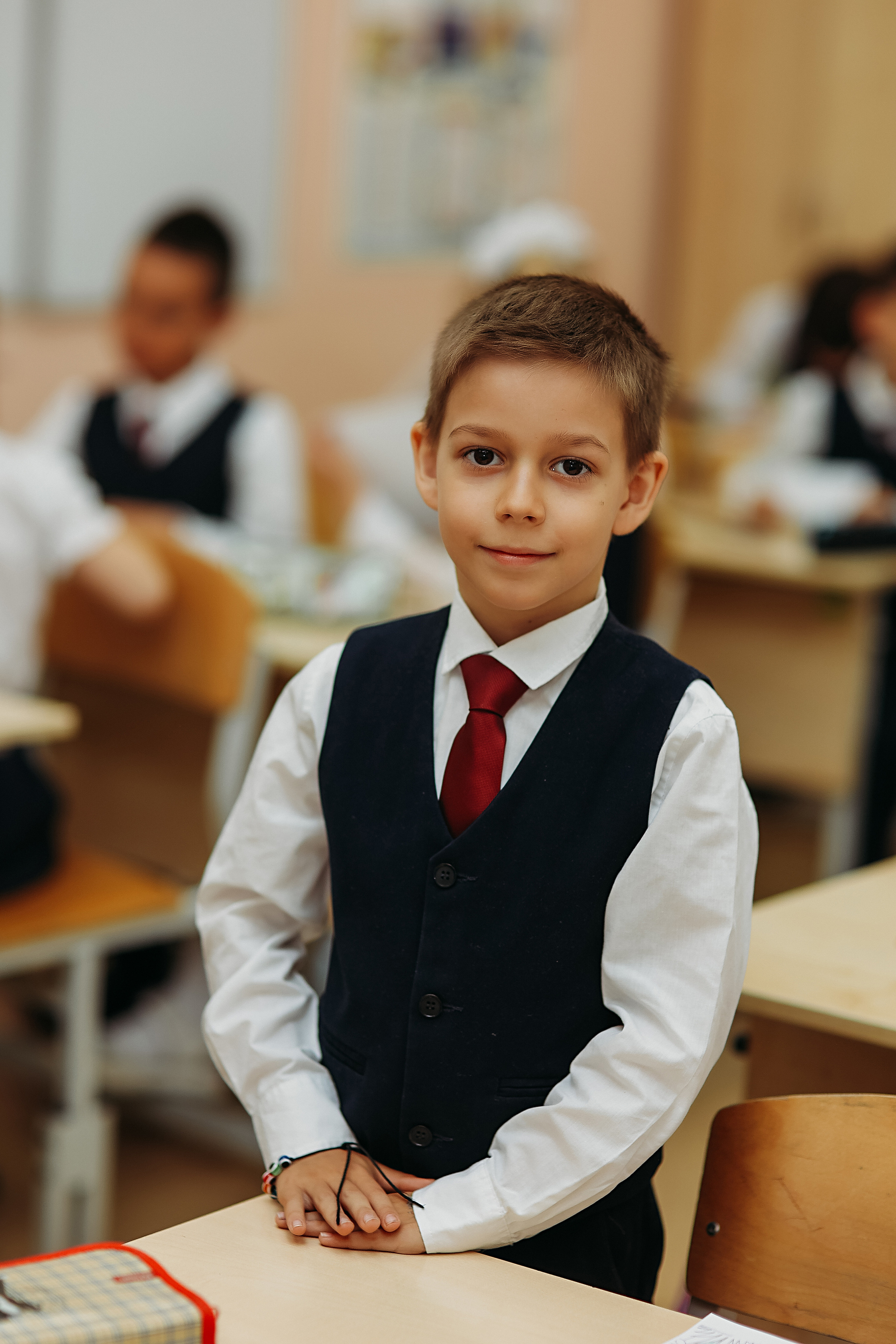 2 класс. Семейный фотограф Тюмень, фотограф на роды Салмина Мария