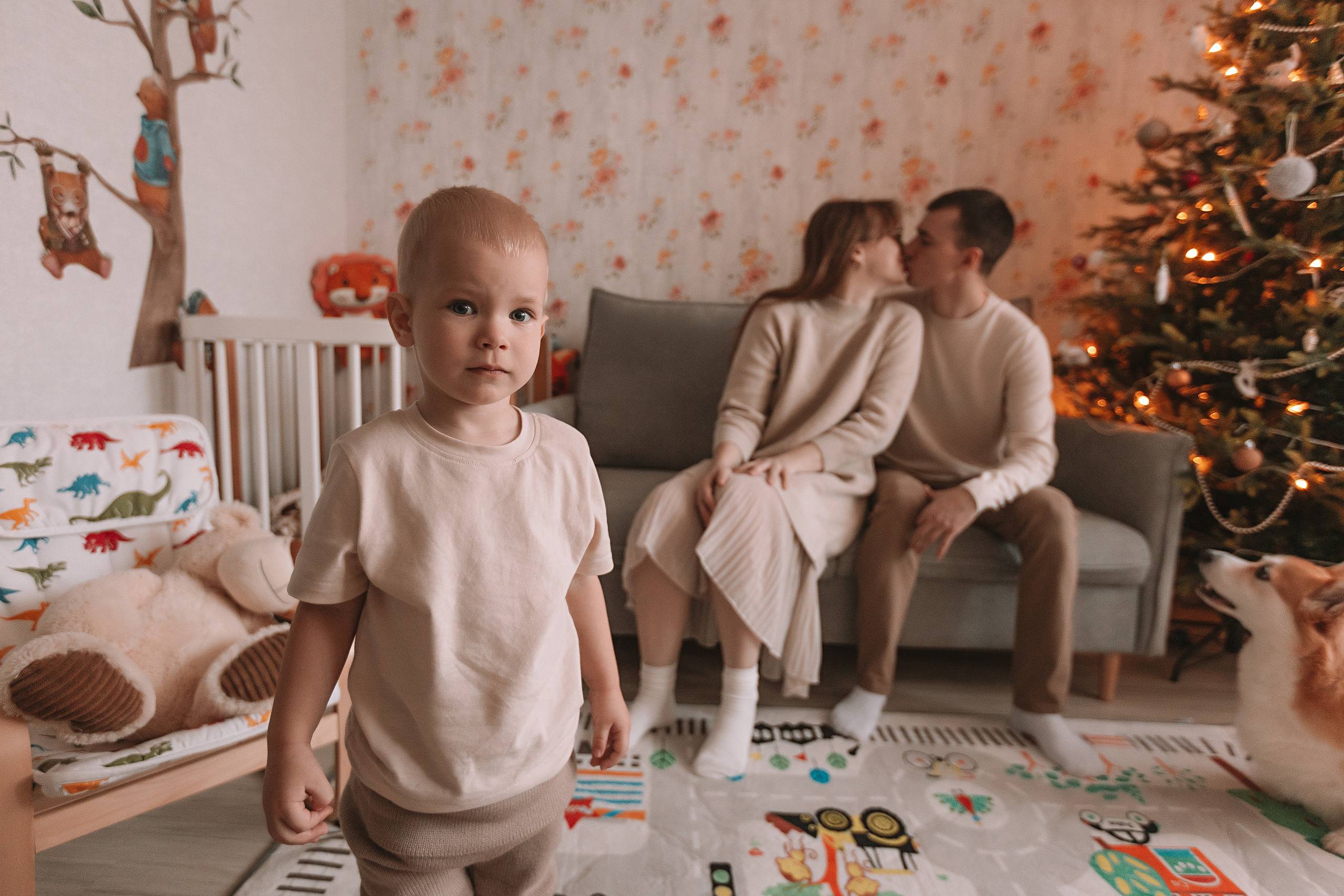 Очень активный Лев. Семейный фотограф Тюмень, фотограф на роды Салмина Мария