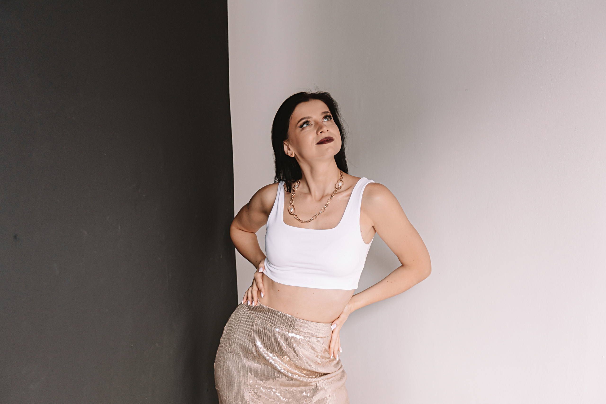 Руководитель студий красоты, студия Белая. Семейный фотограф Тюмень, фотограф на роды Салмина Мария