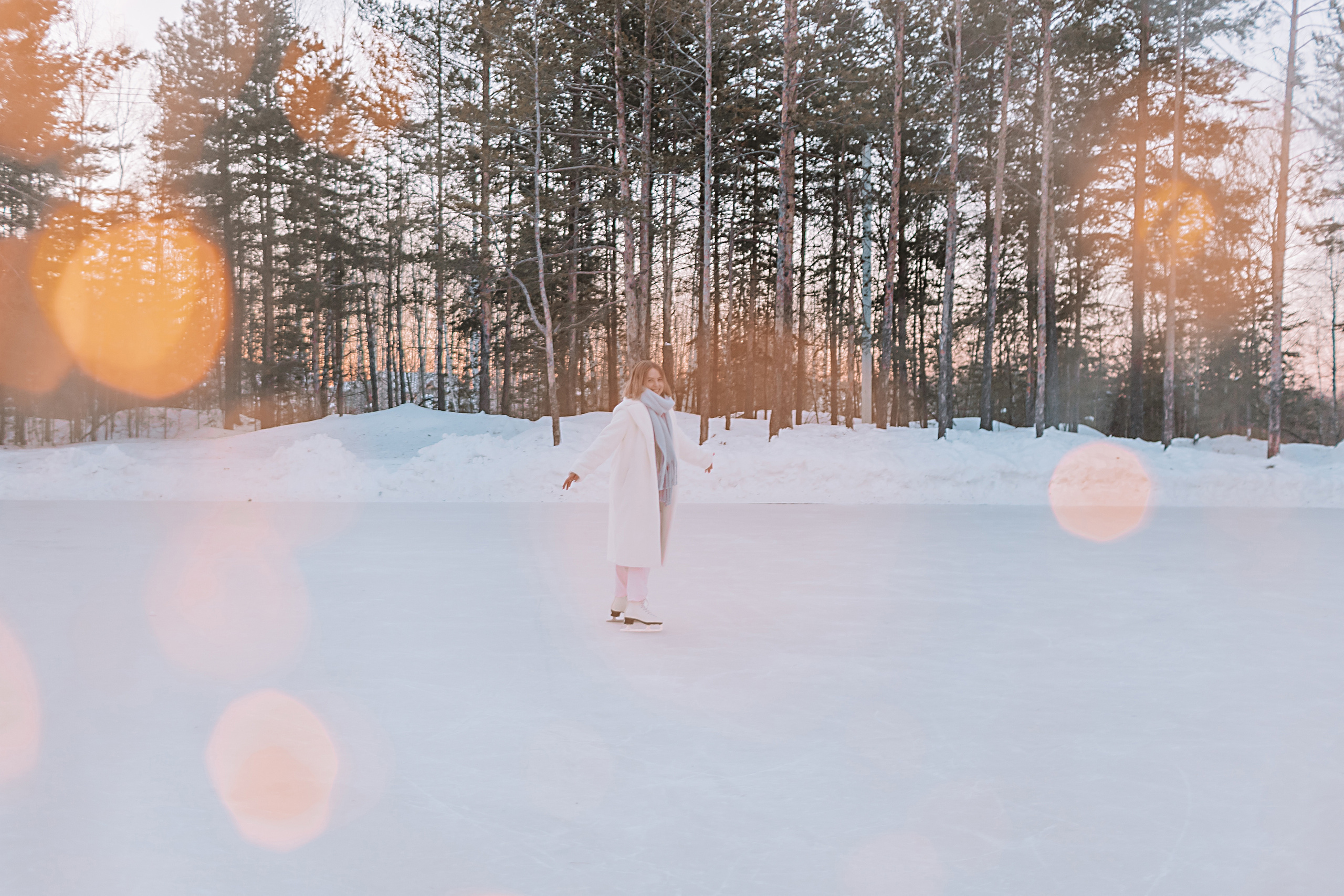 Каток. Семейный фотограф Тюмень, фотограф на роды Салмина Мария