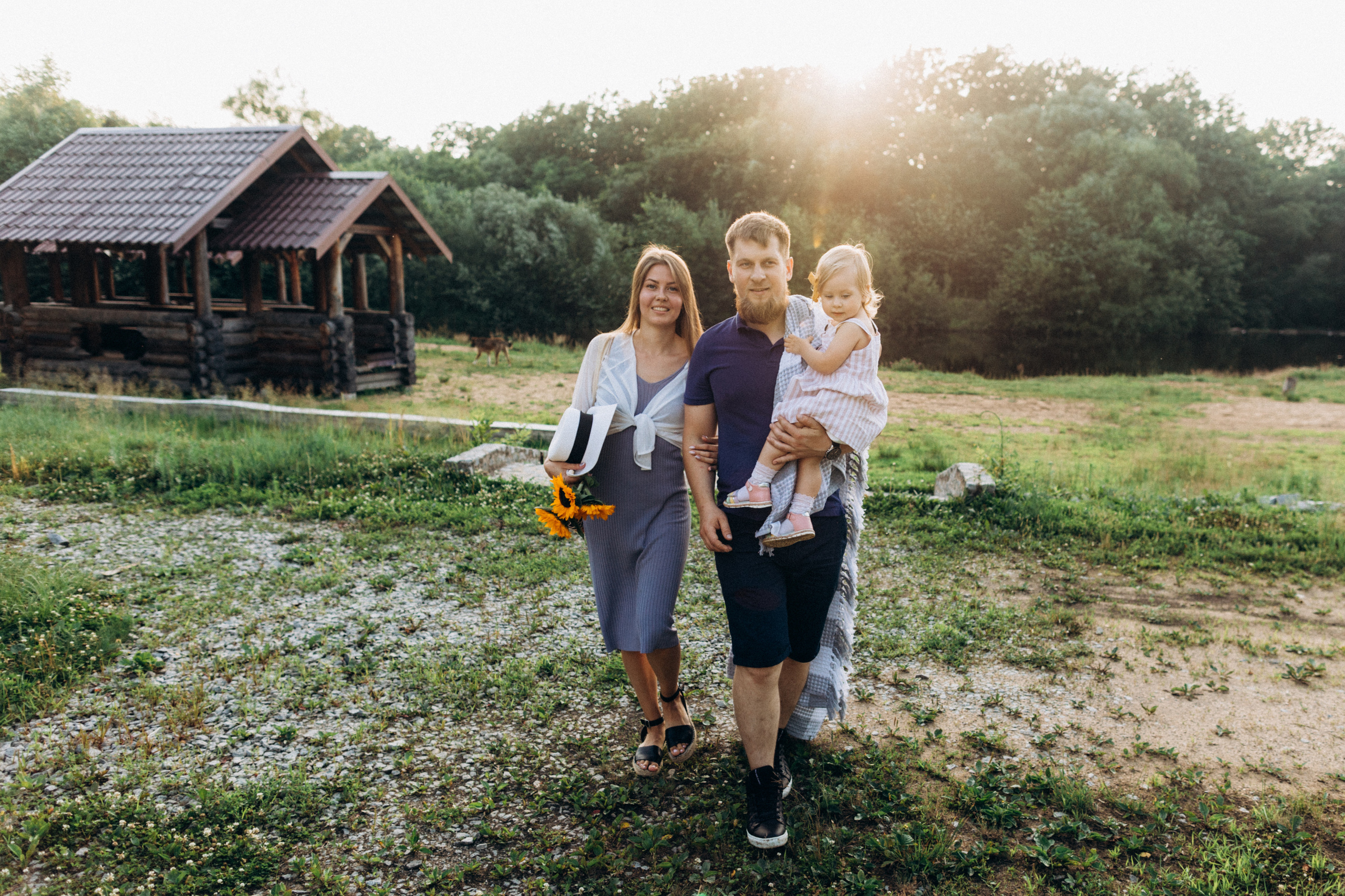 Закатная прогулка Вики Димы и Ульяны. Семейный фотограф в Краснодаре Анна Пасик