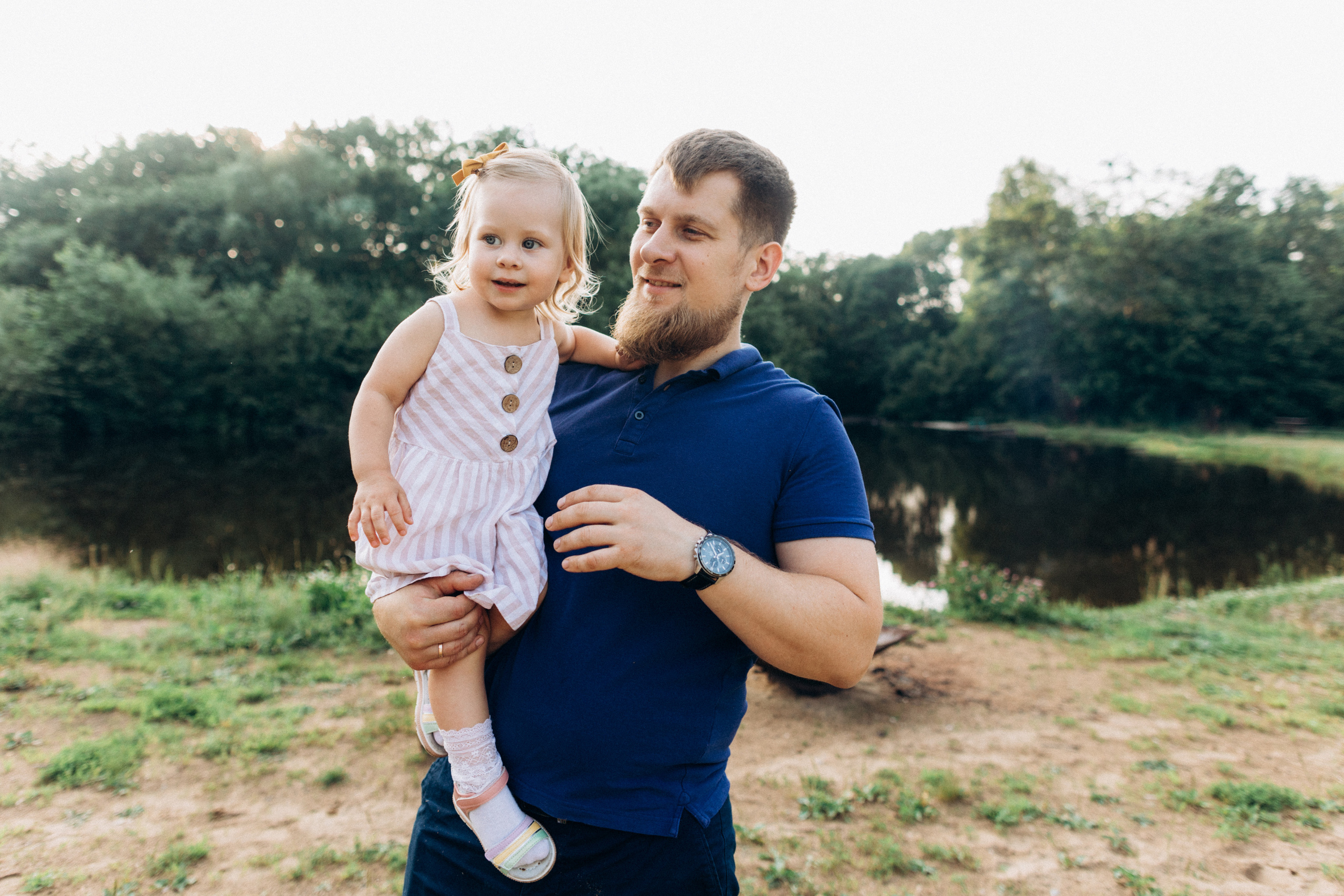 Закатная прогулка Вики Димы и Ульяны. Семейный фотограф в Краснодаре Анна Пасик