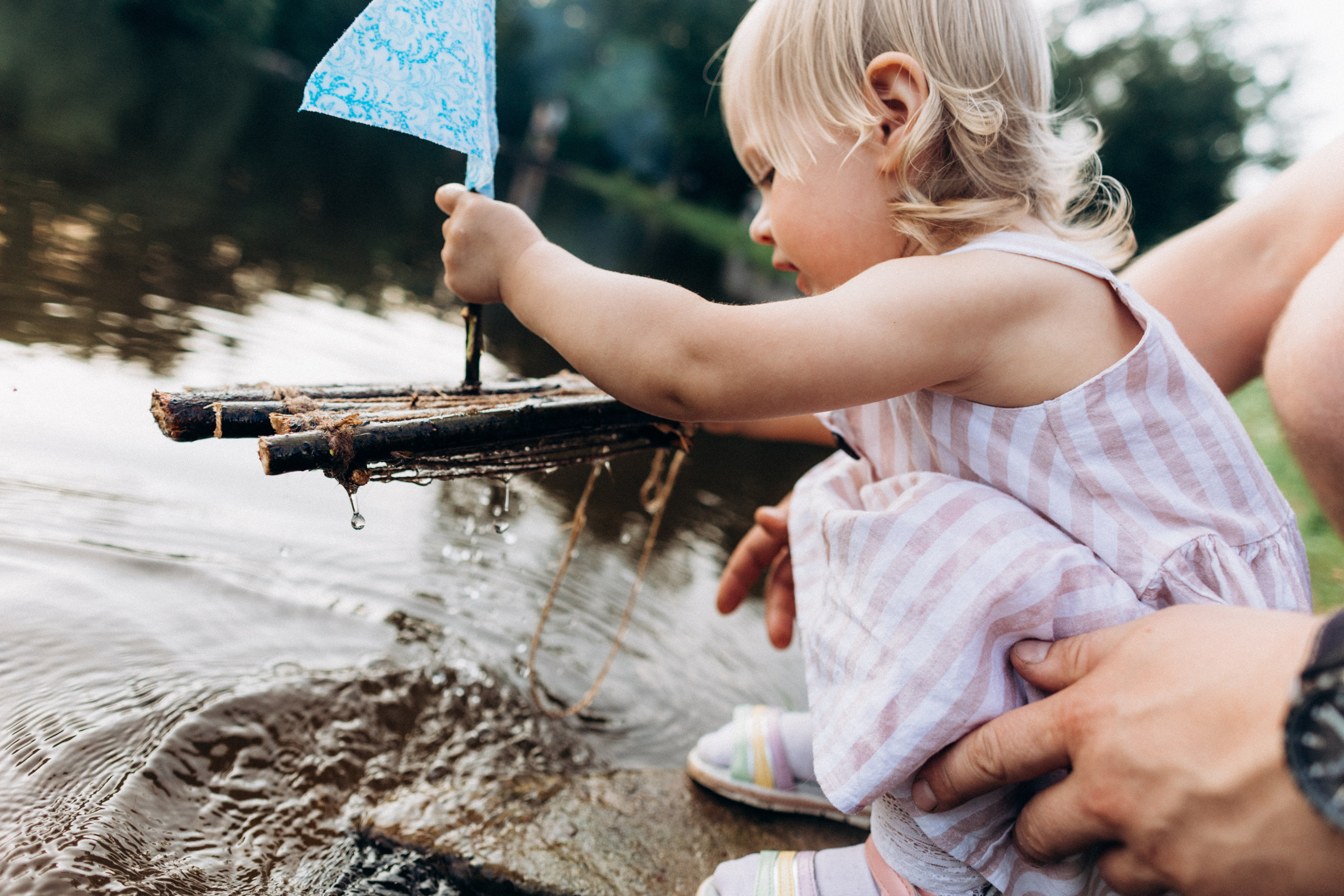 Закатная прогулка Вики Димы и Ульяны. Семейный фотограф в Краснодаре Анна Пасик