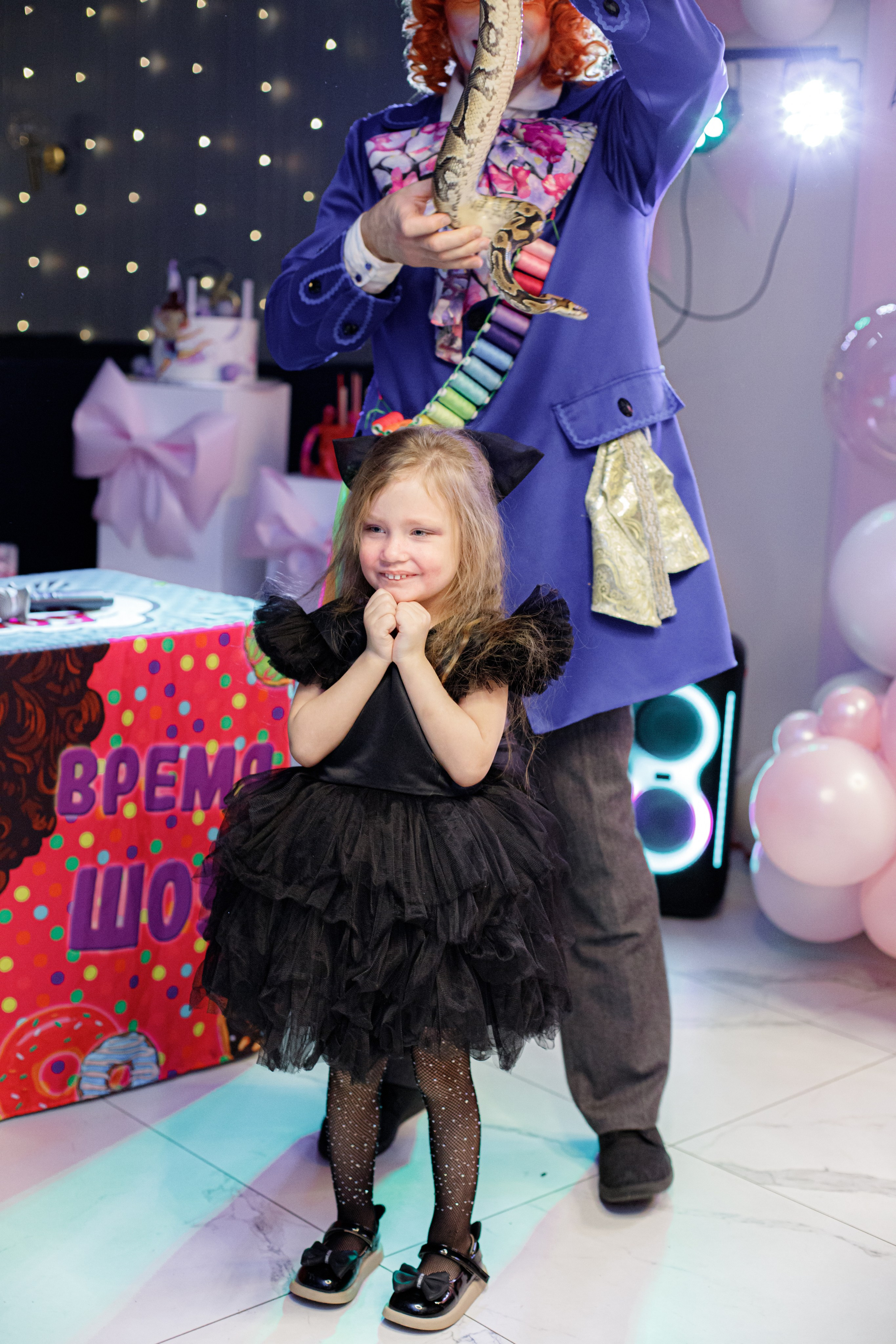 ASIA'S BIRTHDAY PARTY. Photokarish