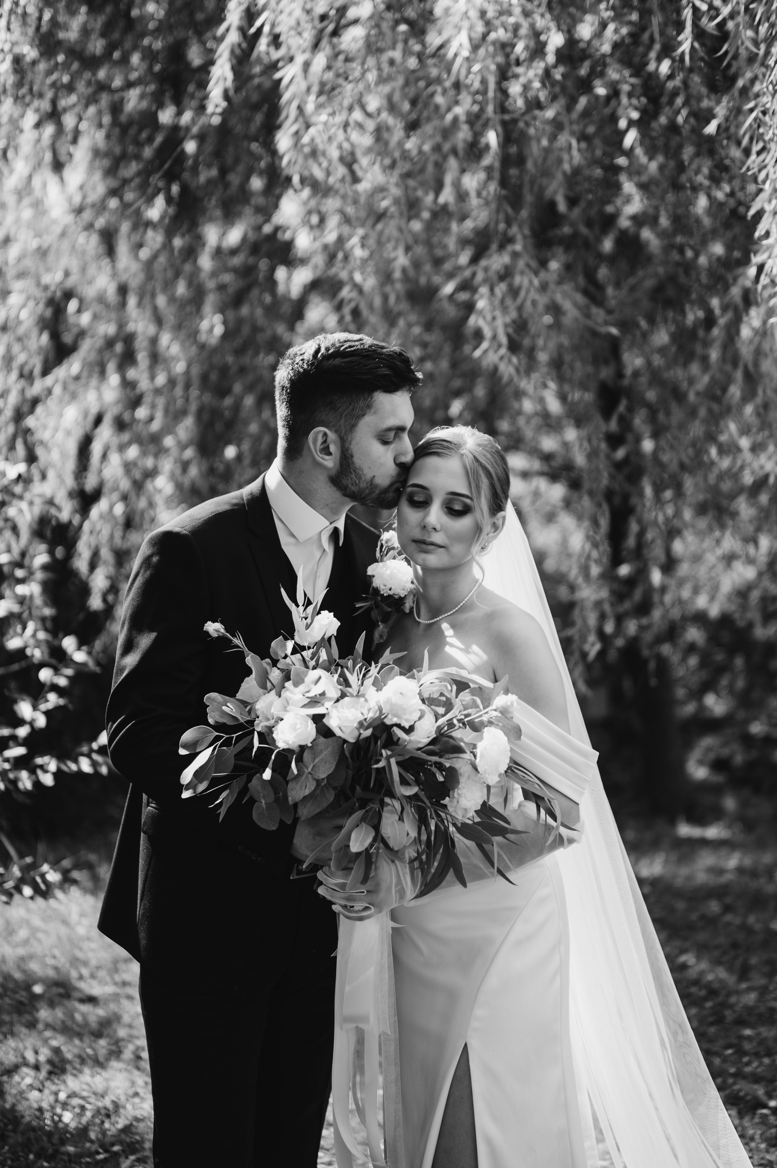 Даниил и Валерия. Черная утка. Полный день. Фотограф Екатерина Бочарникова