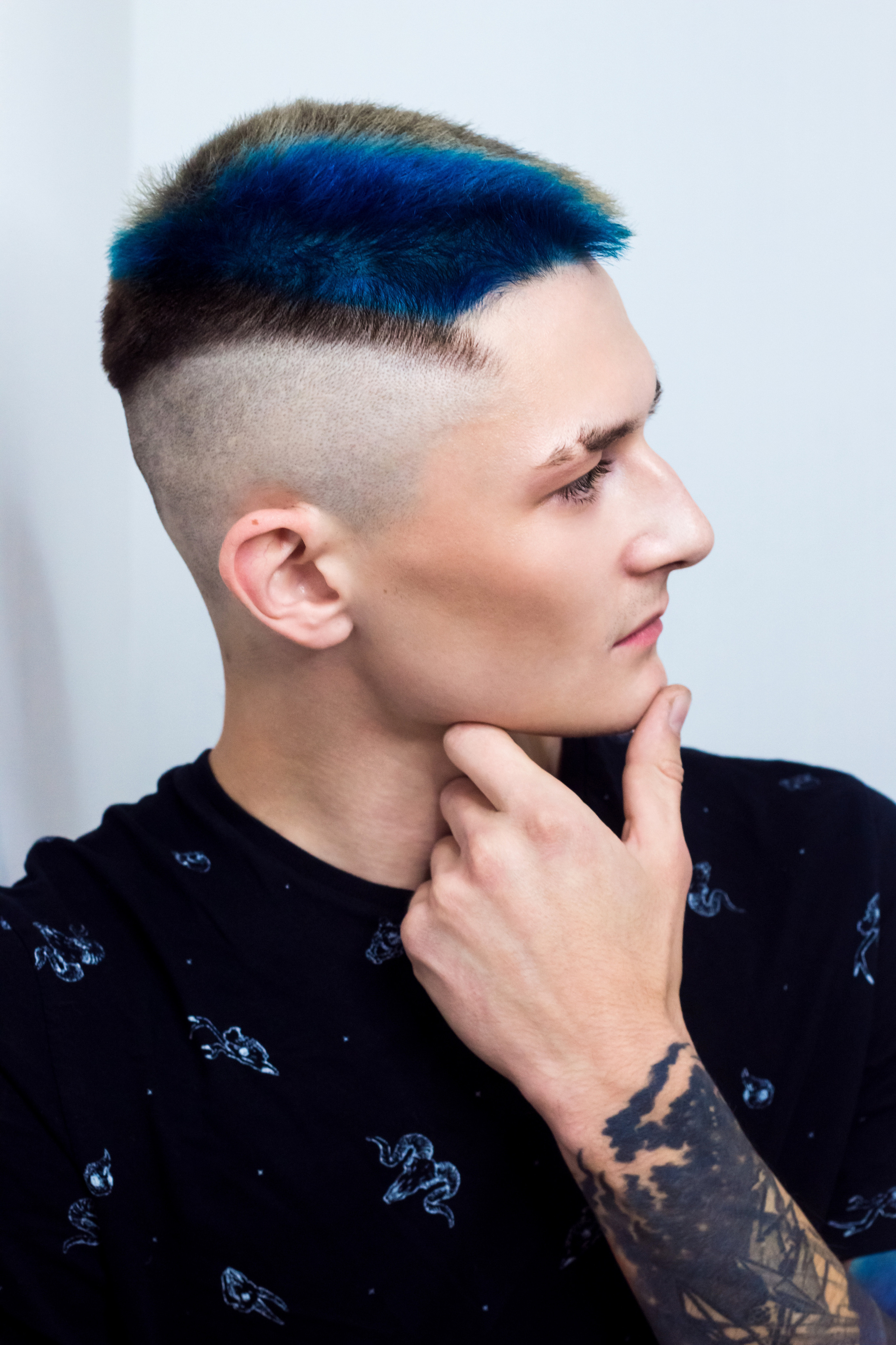 Салон красоты. Креативное окрашивание, визаж. Фотограф Мария Винницкая