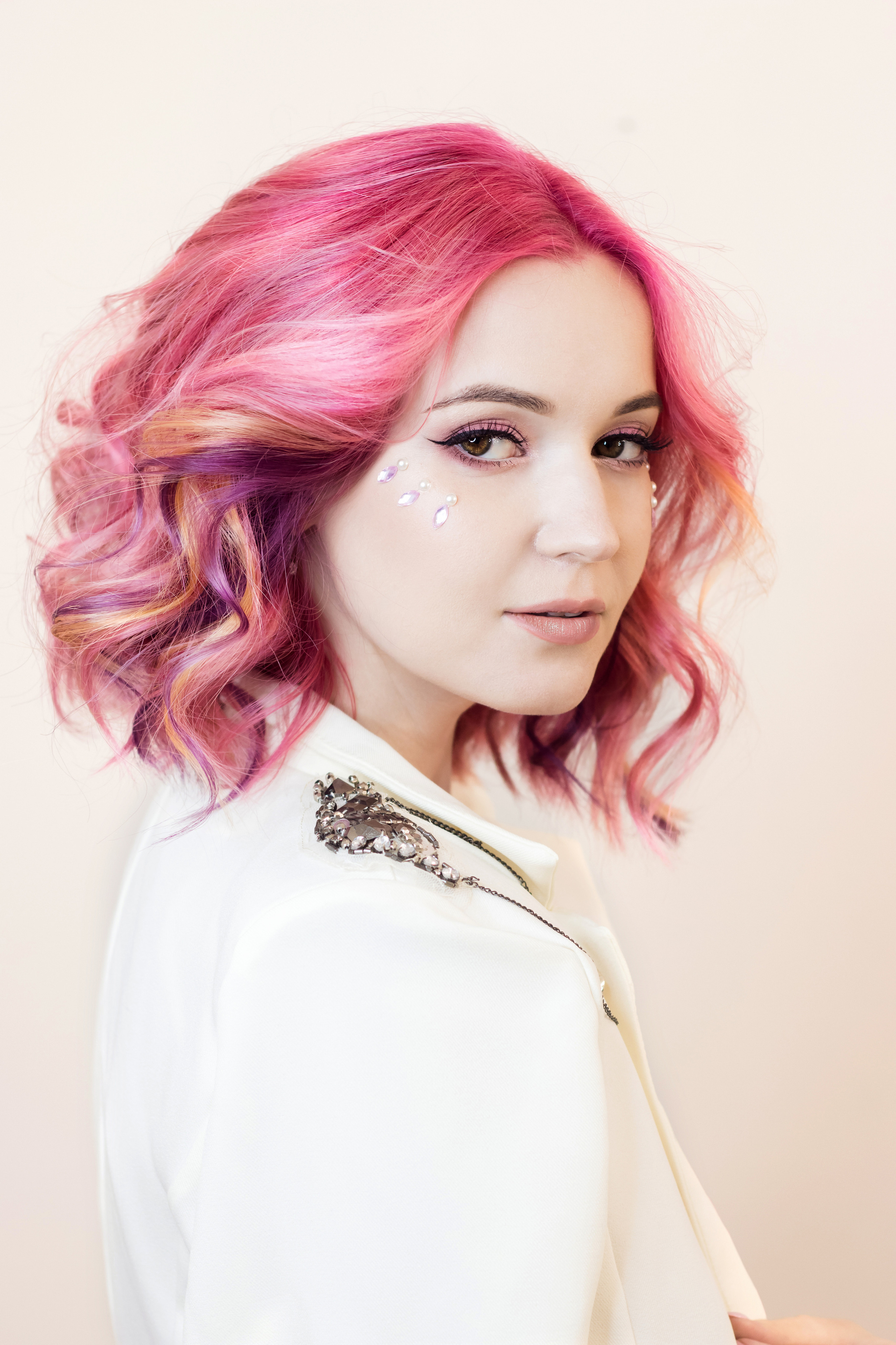 Салон красоты. Креативное окрашивание, визаж. Фотограф Мария Винницкая