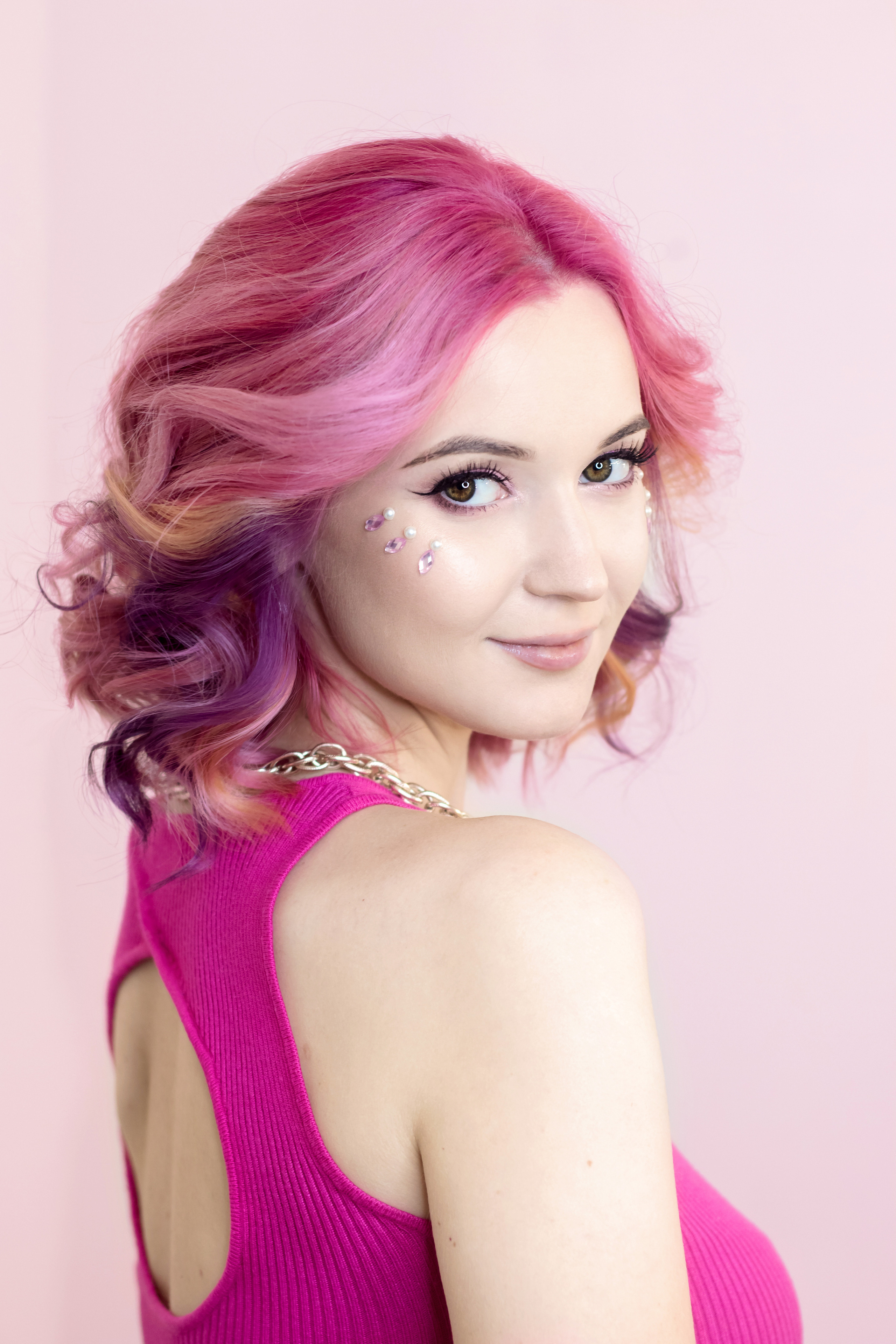 Салон красоты. Креативное окрашивание, визаж. Фотограф Мария Винницкая