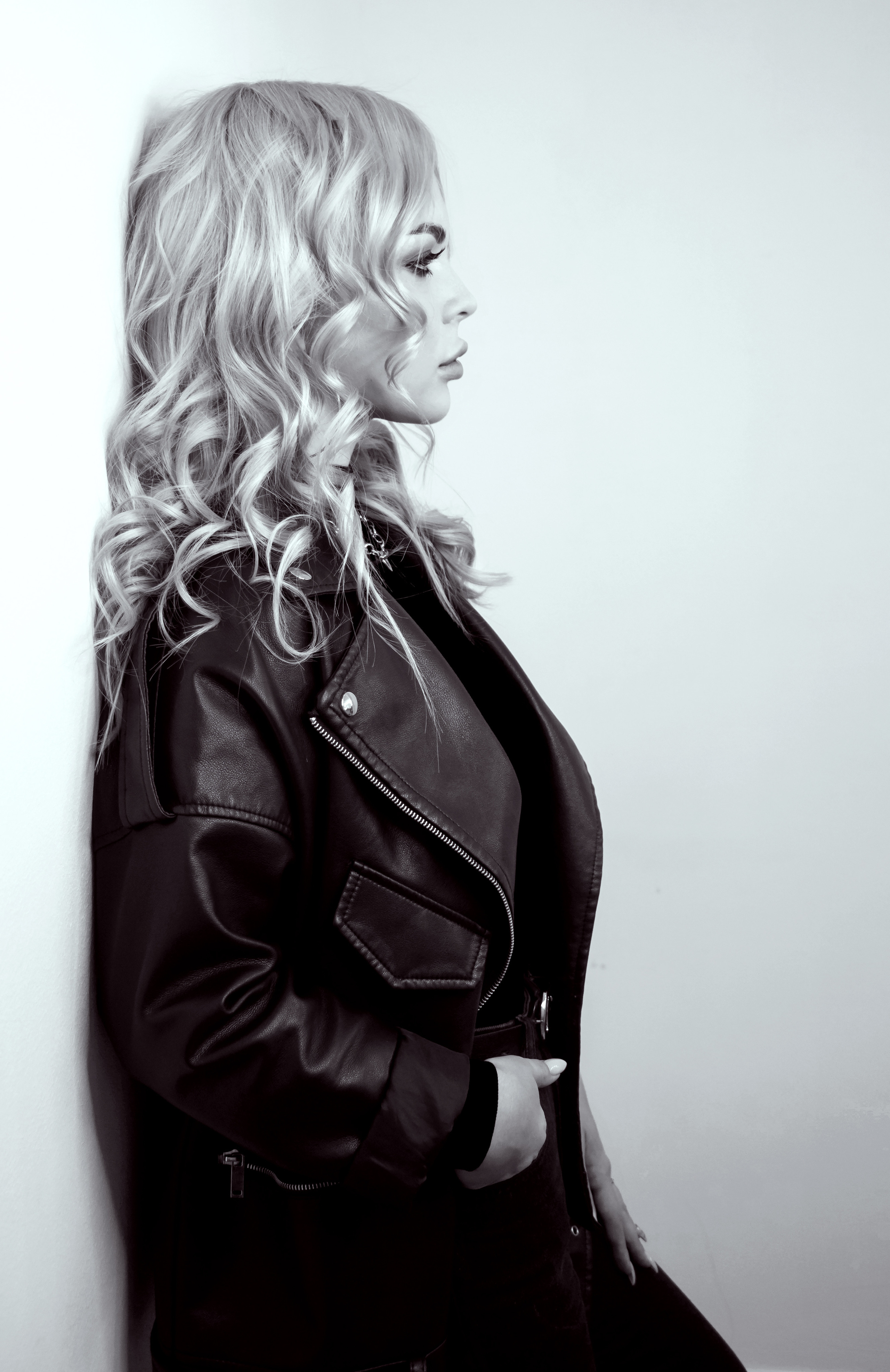 Салон красоты. Креативное окрашивание, визаж. Фотограф Мария Винницкая