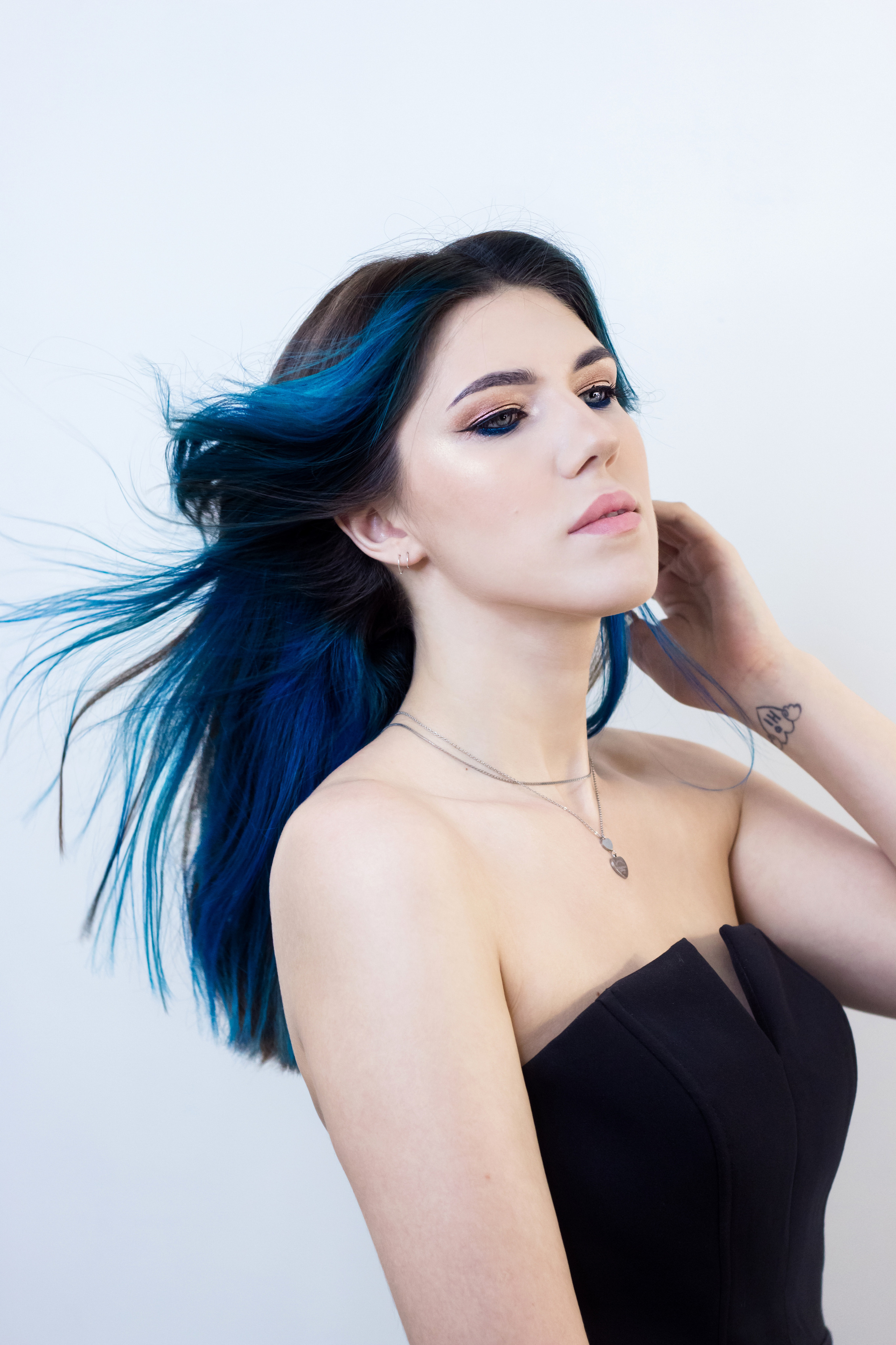 Салон красоты. Креативное окрашивание, визаж. Фотограф Мария Винницкая