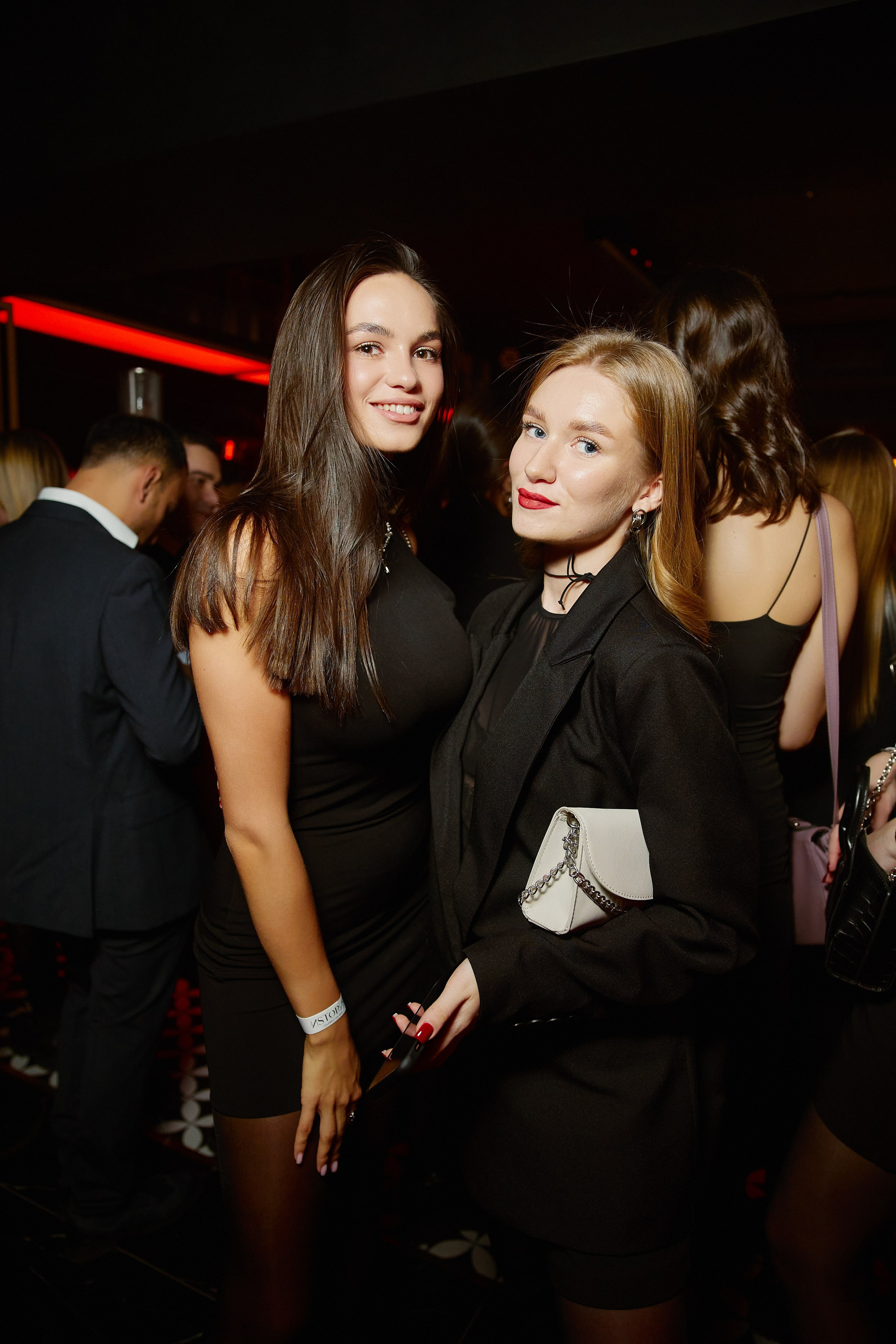 ИSTORИЯ GRAND OPENING. ФОТОГРАФ НА МЕРОПРИЯТИЕ ОТ СОЛЬ МЕДИА PRODUCTION