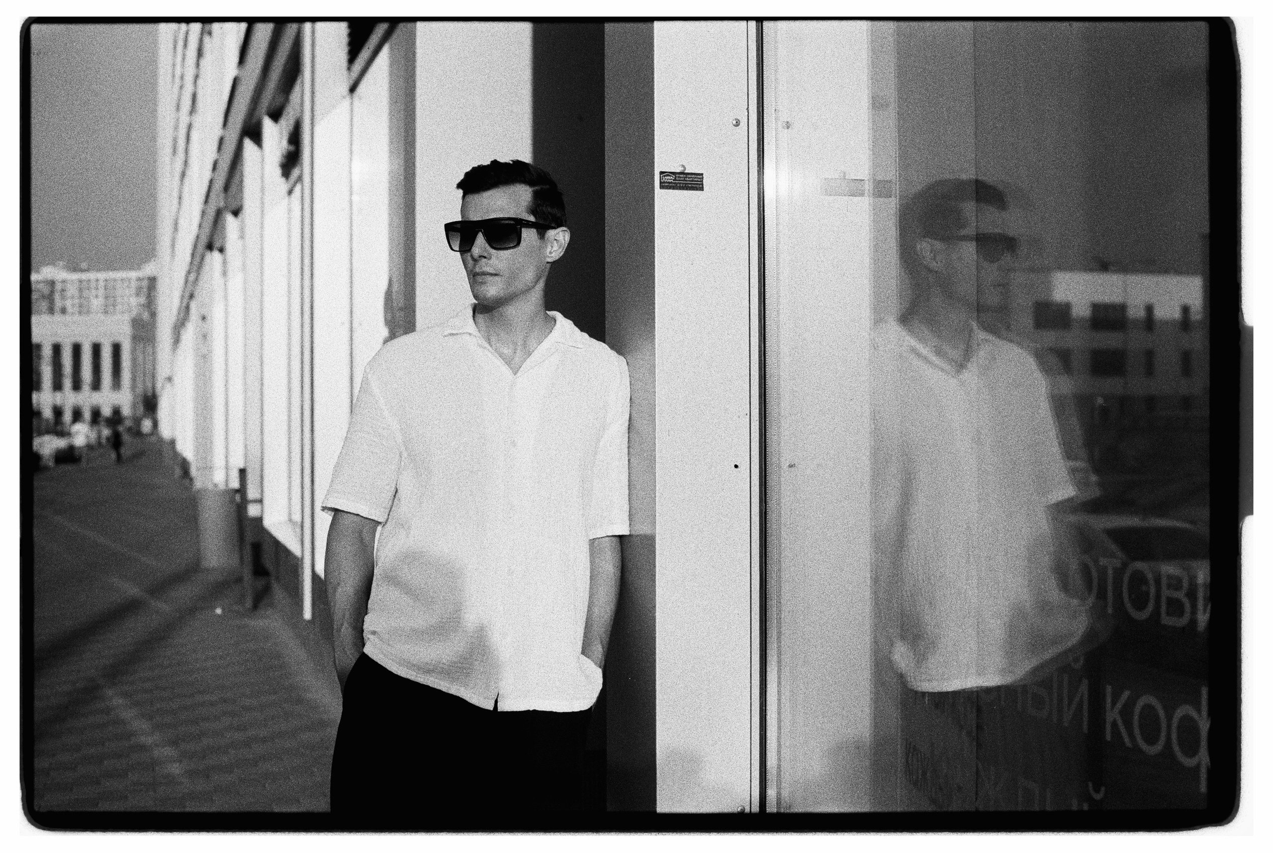 Агент. Фотограф Александр Медведев