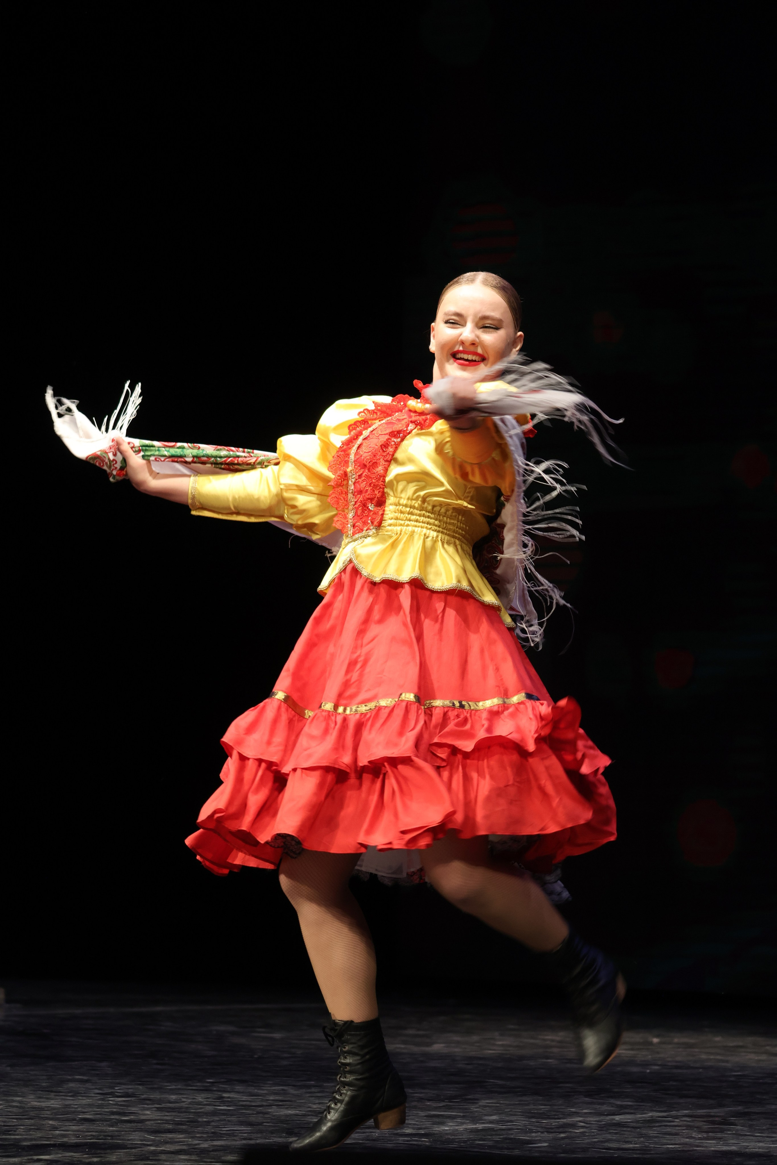 13 апреля, г. Томск. Золотое яблочко