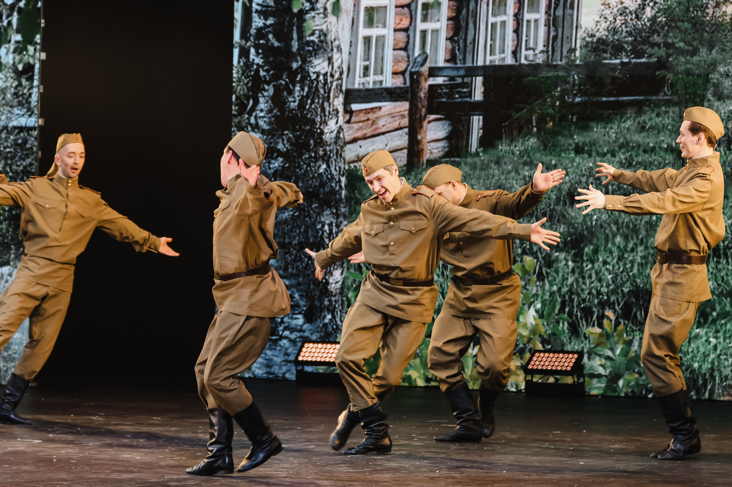 Василий Теркин, театр «Русская песня». Фотограф Ольга Махалова — Санкт-Петербург, Москва, Нижний Новгород