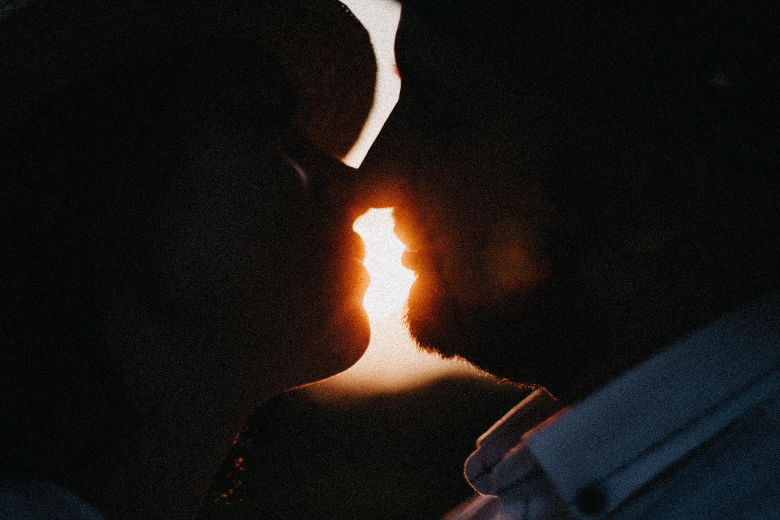 Свадебная лавстори на закате