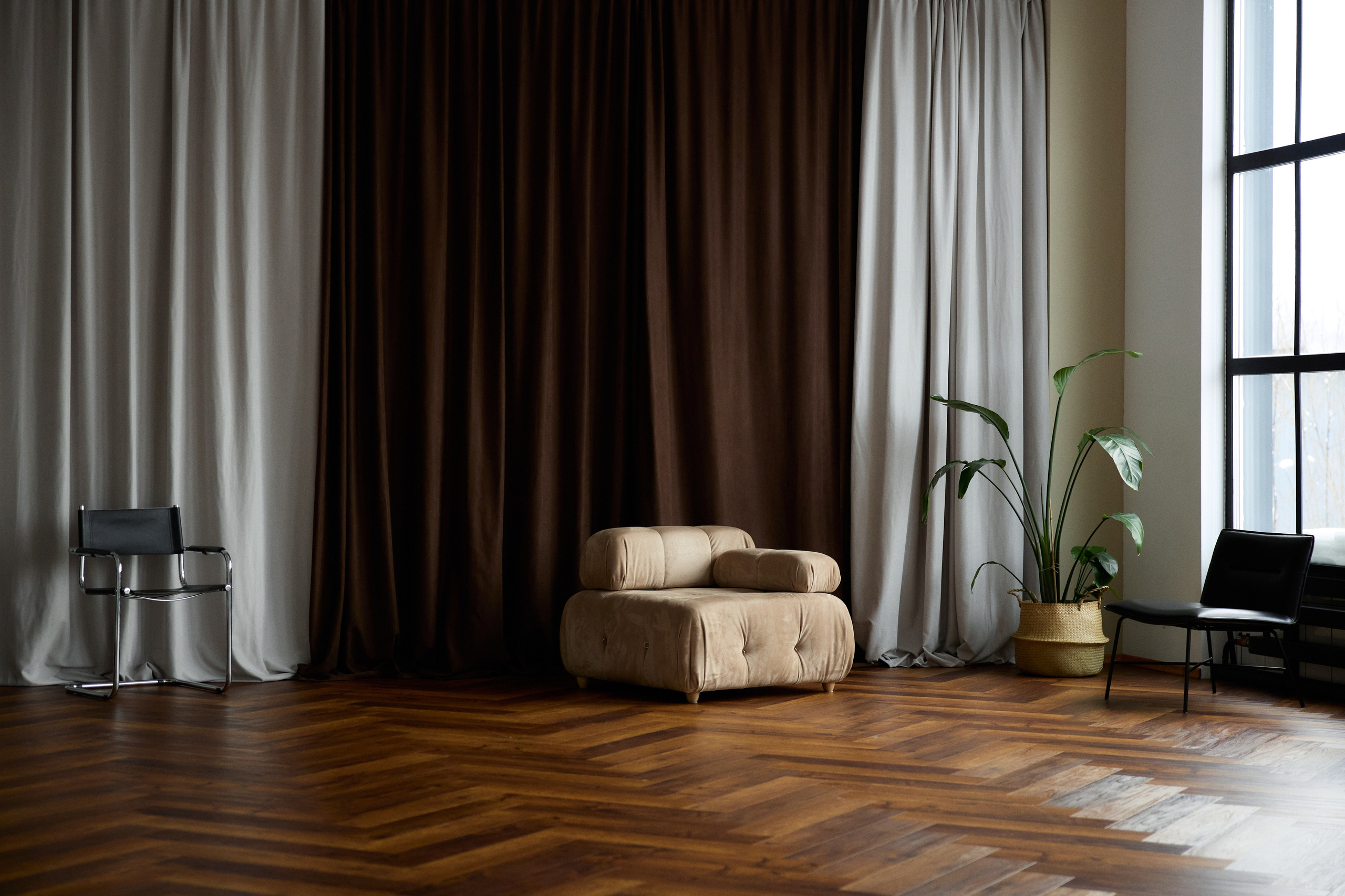 Фотостудия формат в Сургуте - идеальное место для индивидуальных и семейных фотосессий с фотографом Анной Старцевой