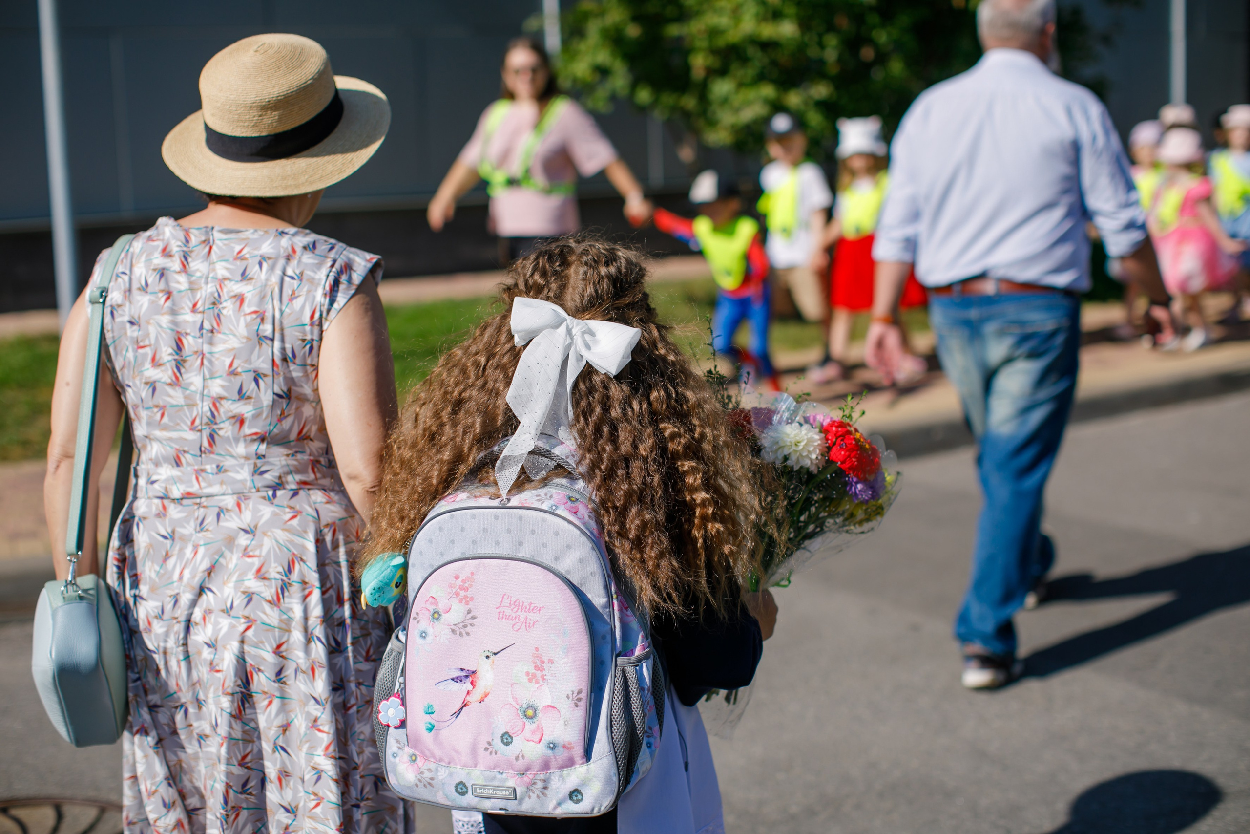 Первоклашка. Как Нюсю в школу провожали. Школьные альбомы, Семейные съемки, Портреты, Фотограф Елена Кузнецова