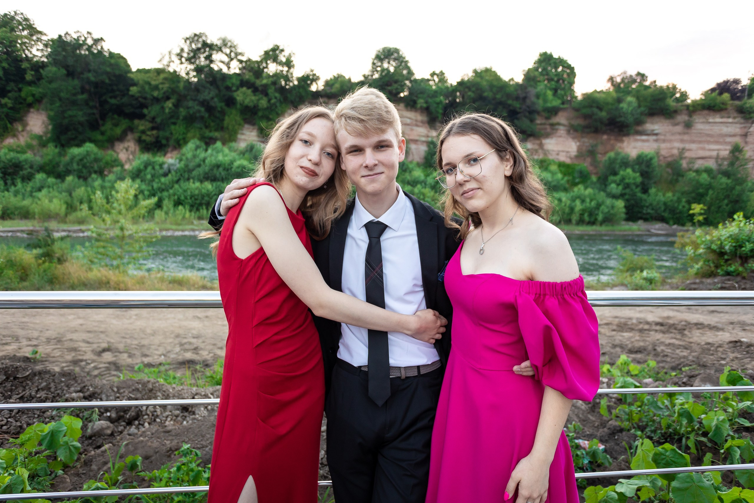 Вручение аттестата и выпускной вечер. Выпускные альбомы Майкоп, Краснодар Елена Золотарева