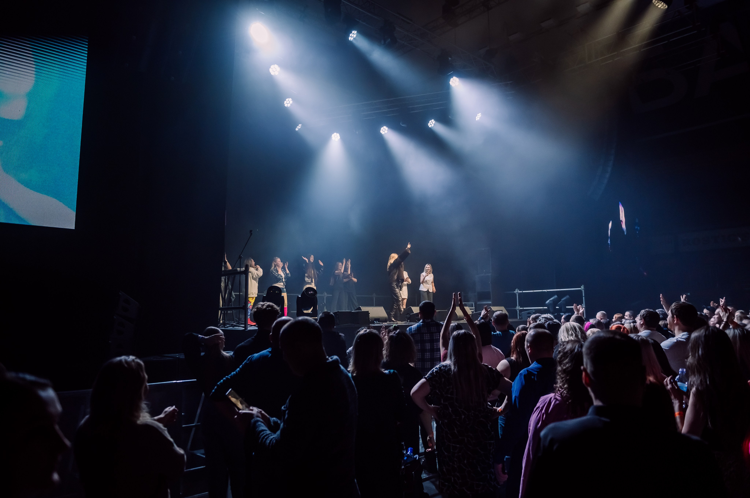 Дискач 90-х в Кемерово, СРК Арена. Детский фотограф, семейный фотограф и репортажи в Кемерово