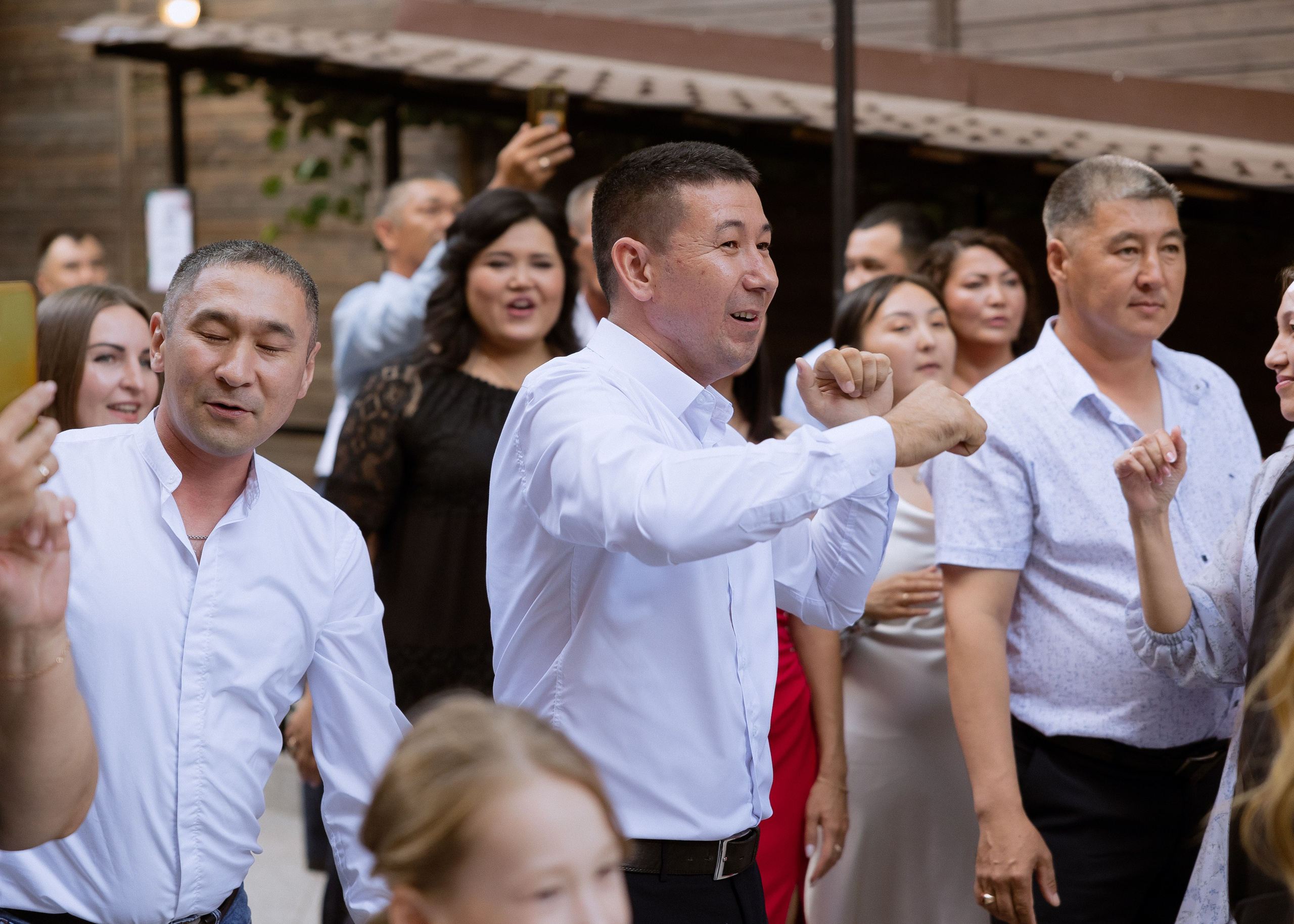 Дмитрий и Алита. Фотограф Эмиль Исякаев