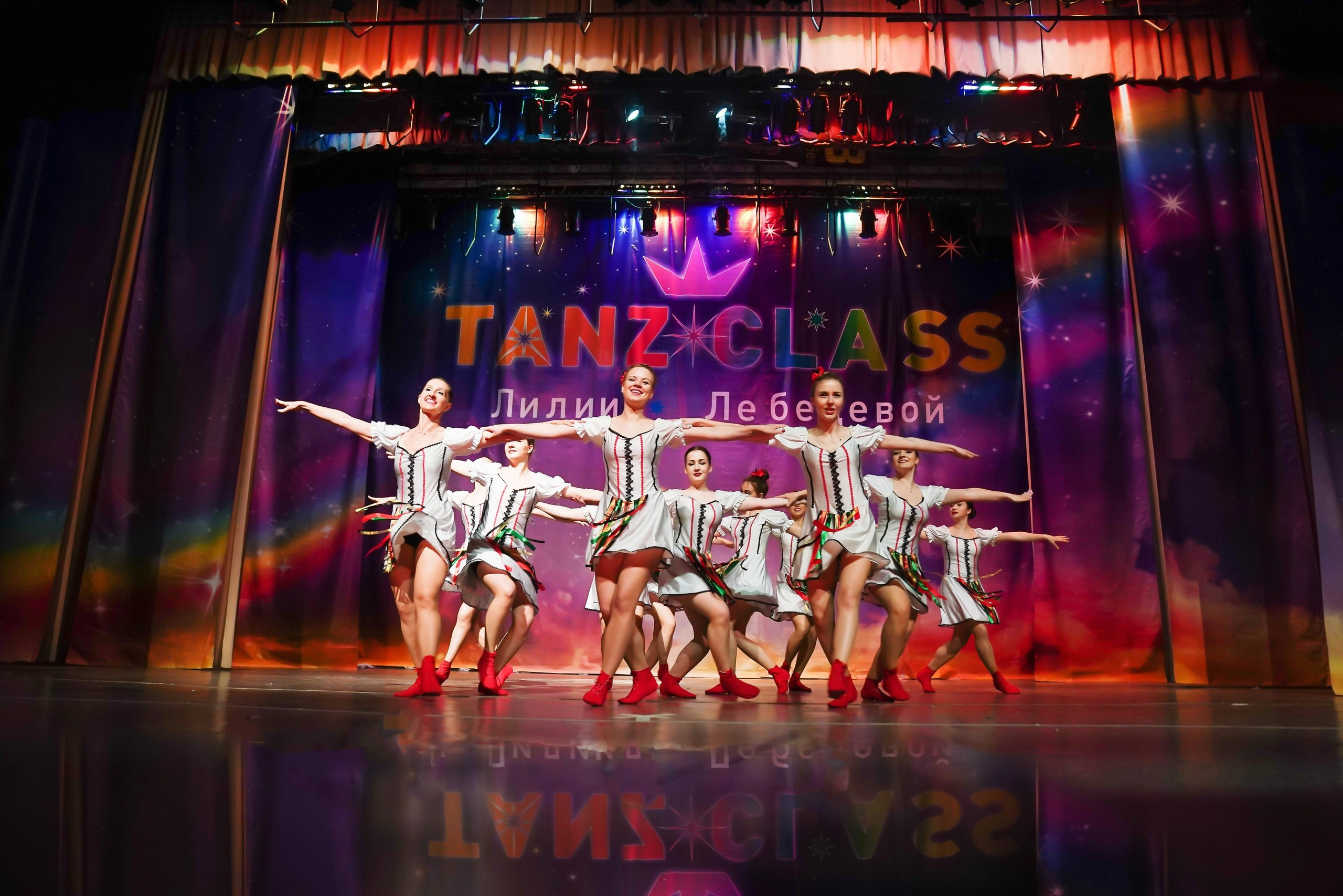 Фото с творческого вечера "Из весны в лето" Tanzclass Лилии Лебедевой, Фрязино. Tanzclass Лилии Лебедевой, Фрязино