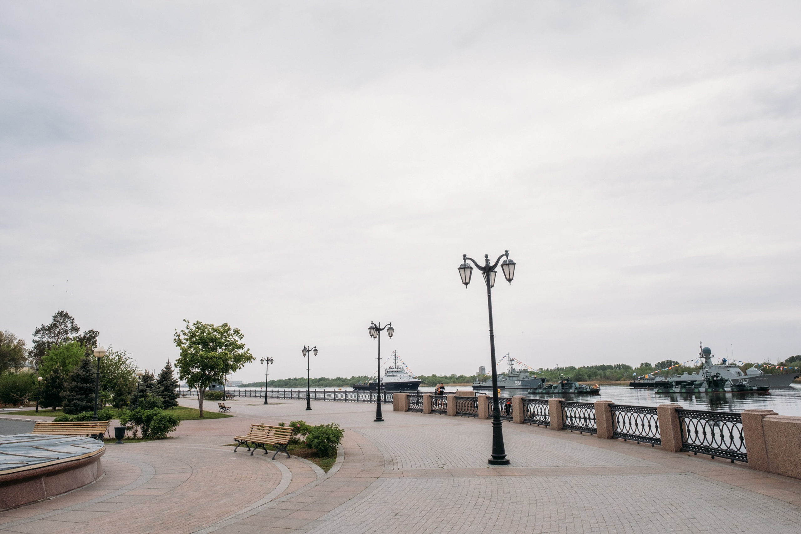 Набережная. Фотограф Анатолий Деникин