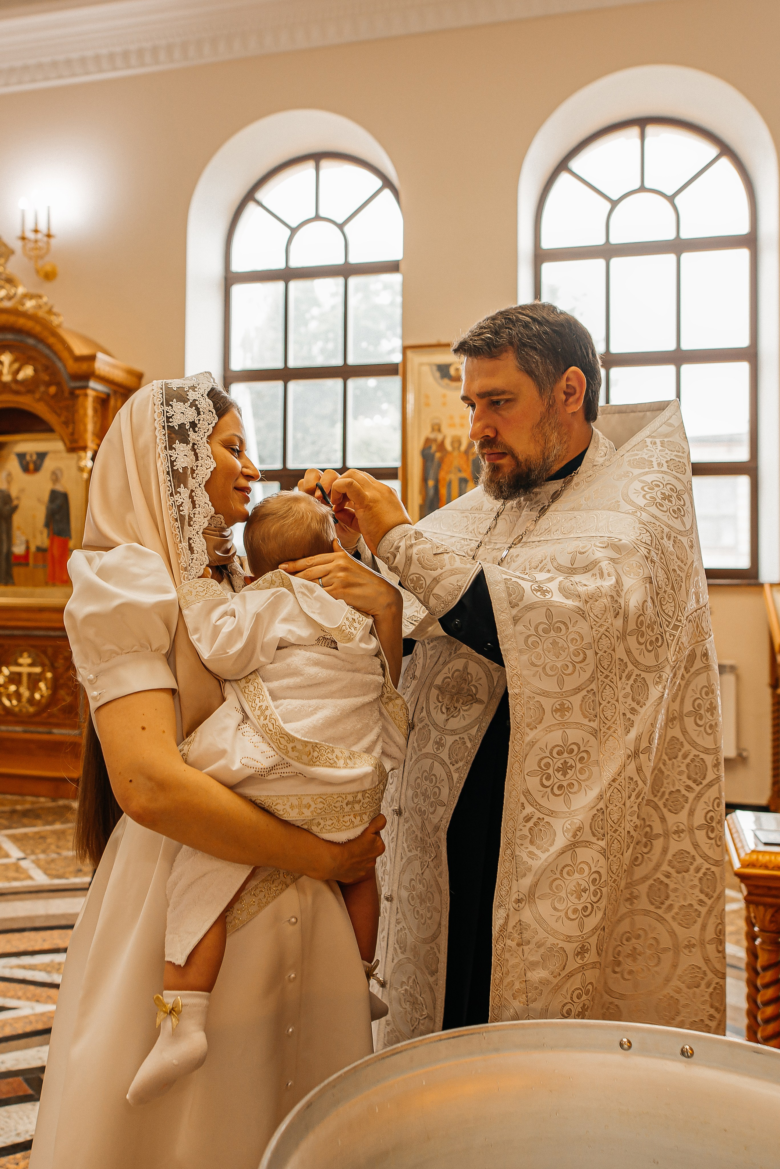 Таинство Крещения Михаила. Фотограф Таинств Крещения и Венчания в г. Курске