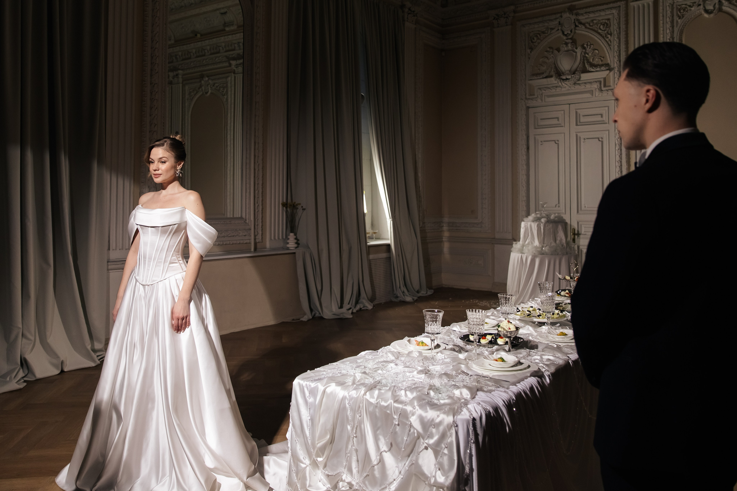 Особняк. Фотограф, который снимает любовь в Санкт-Петербурге