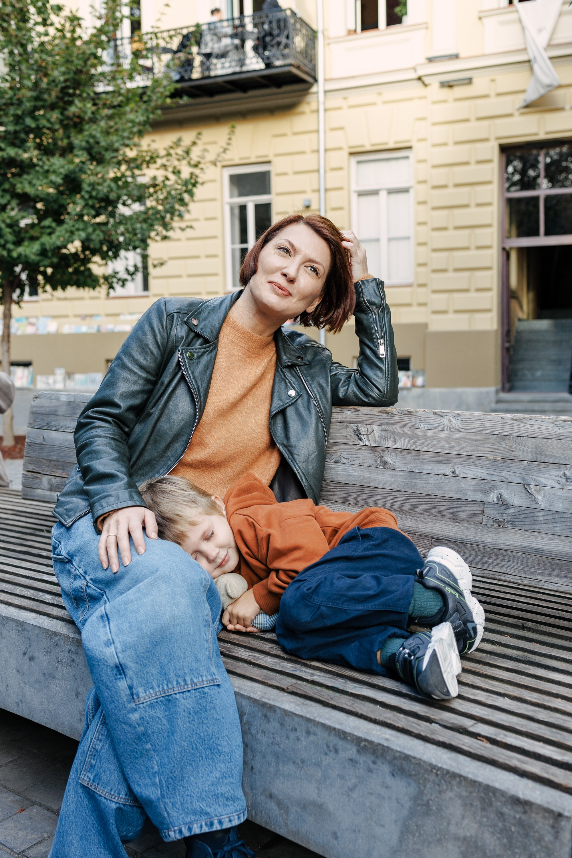 Family photoshoot in Tbilisi, Georgia. Fedor Lemeshko — Destination Wedding and Family Lifestyle photographer
