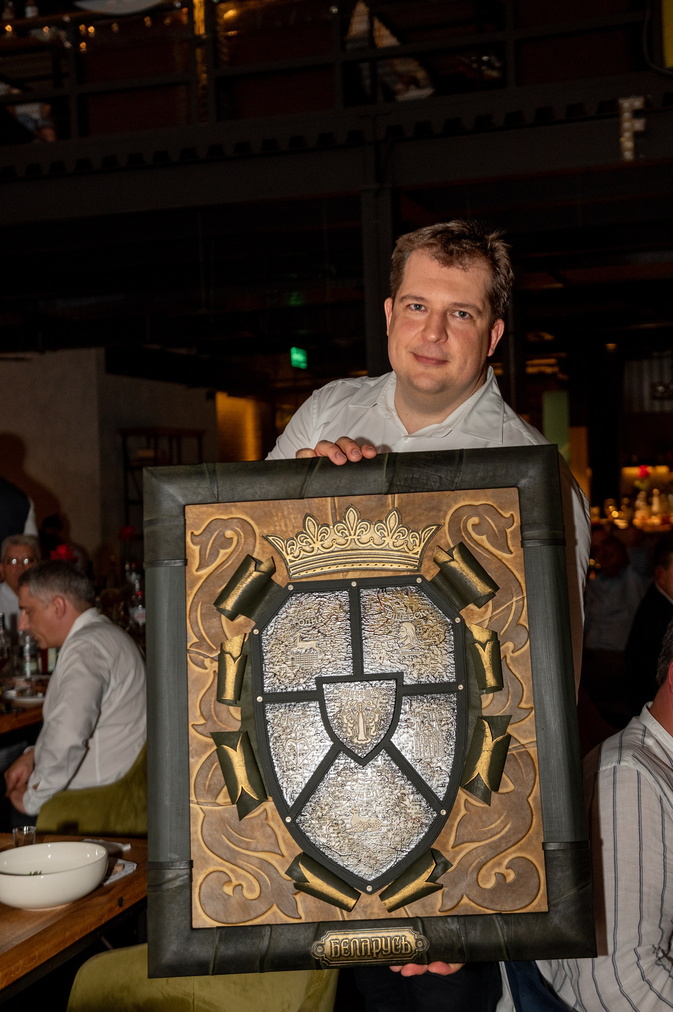 20 лет Дятьково мебель. Свадебный, семейный и репортажный фотограф. Брянск. Эльвира Голенкова