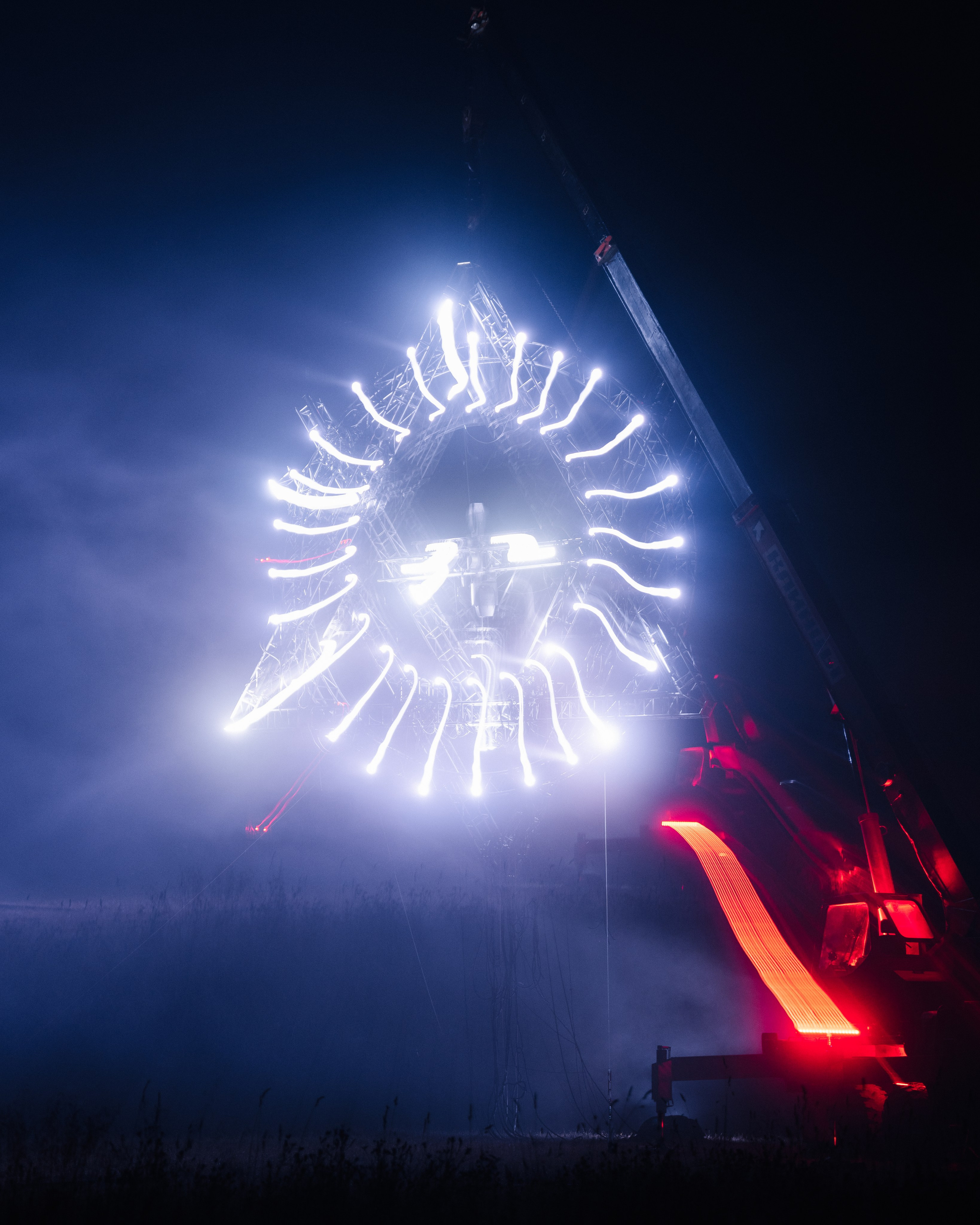 Outline 2024. @tomrus: Рустам Шагиморданов — фотограф