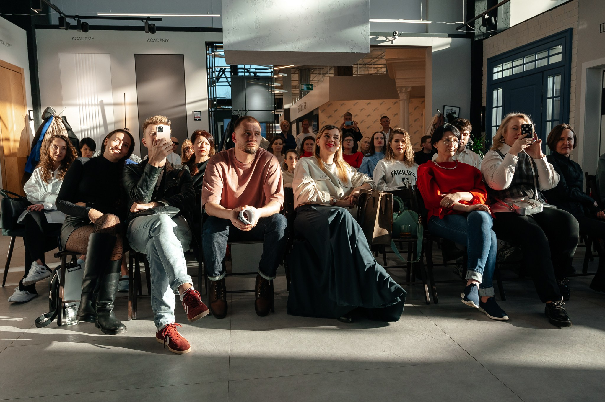 Выступление дизайнера в Academy. Свадебный и семейный фотограф из Санкт-Петербурга Климов Анатолий