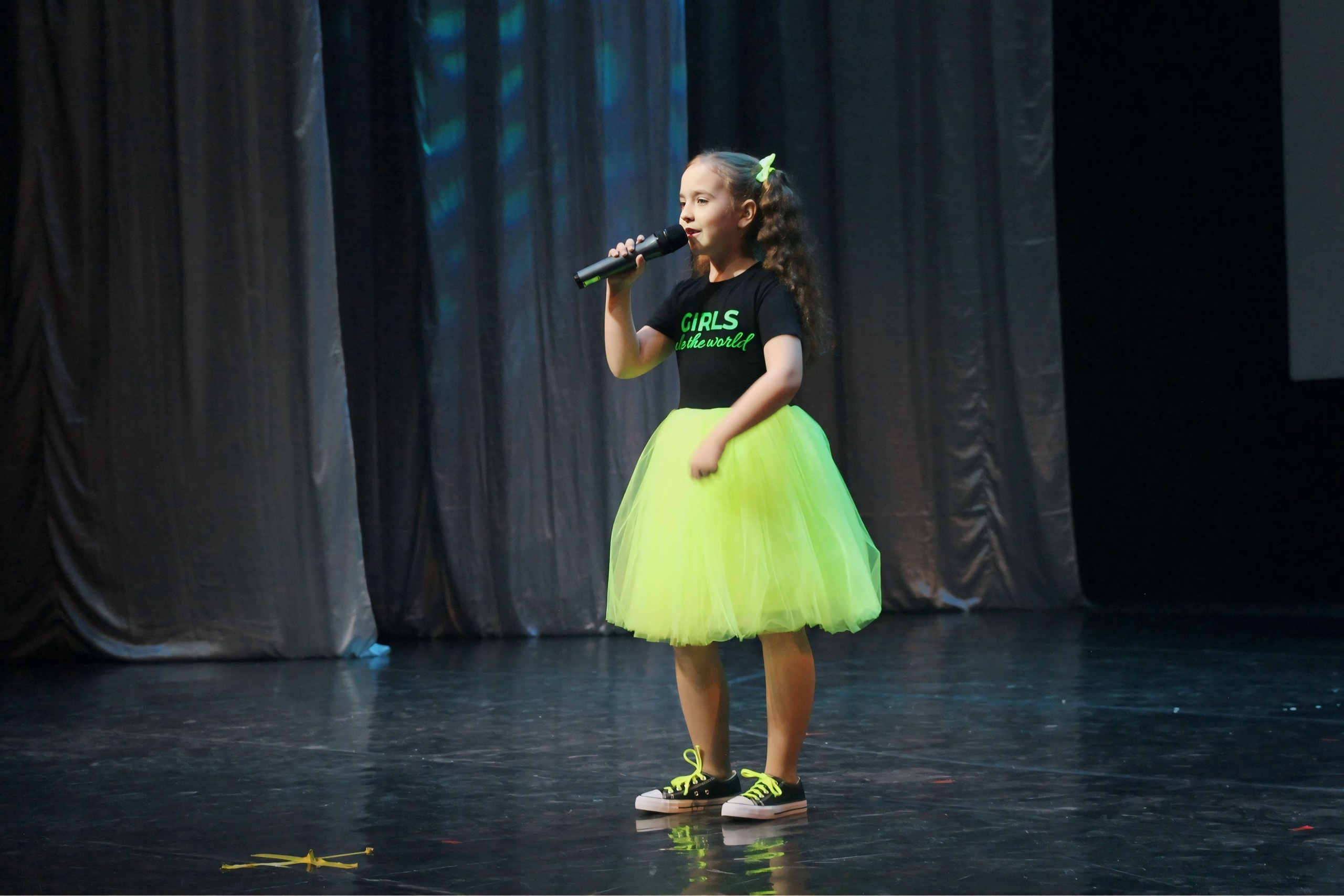 26 апреля, г. Астрахань. Золотое яблочко