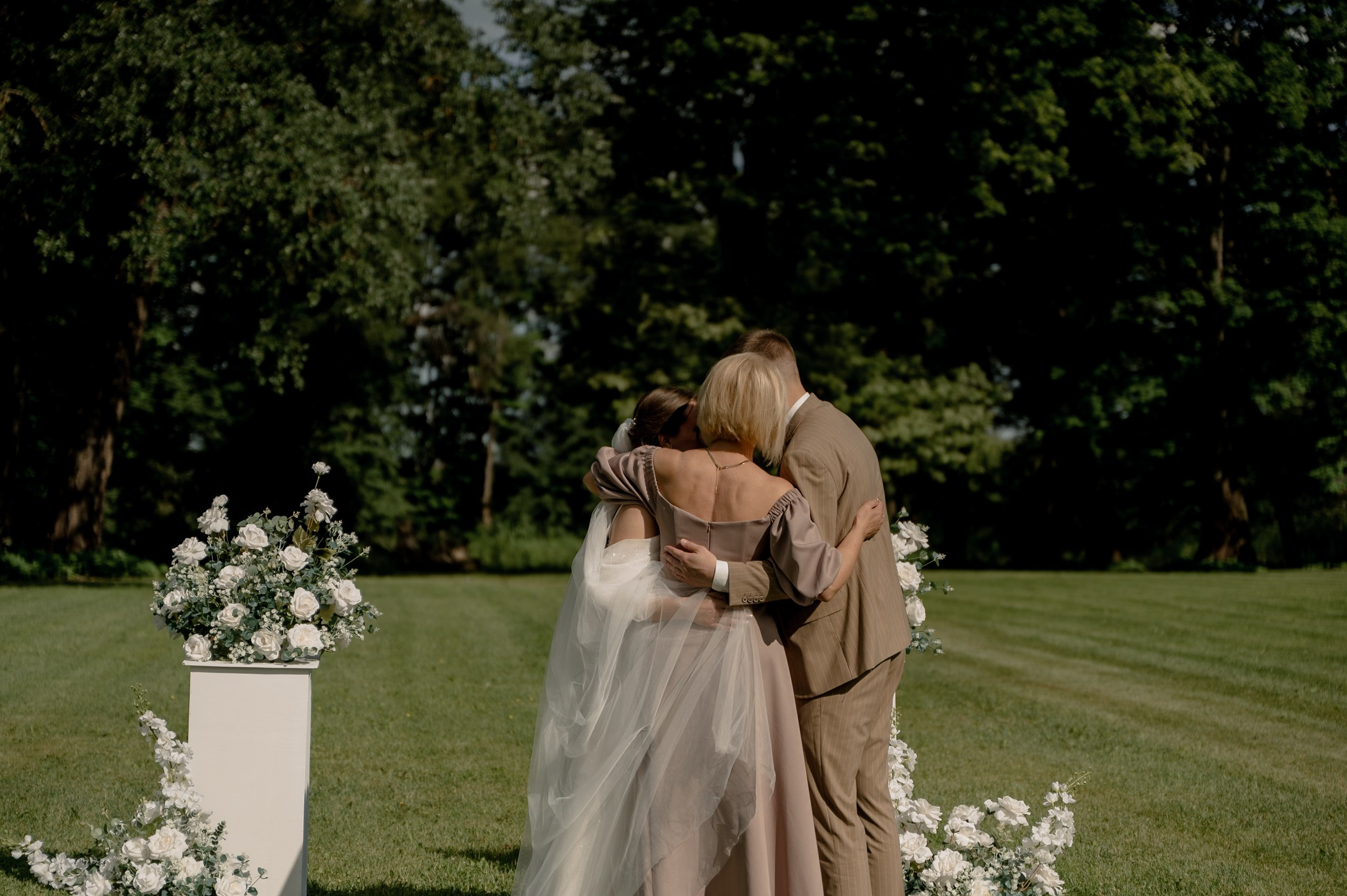 Ян и Ника 22.06.2024. Свадебный и семейный фотограф в городе Смоленске