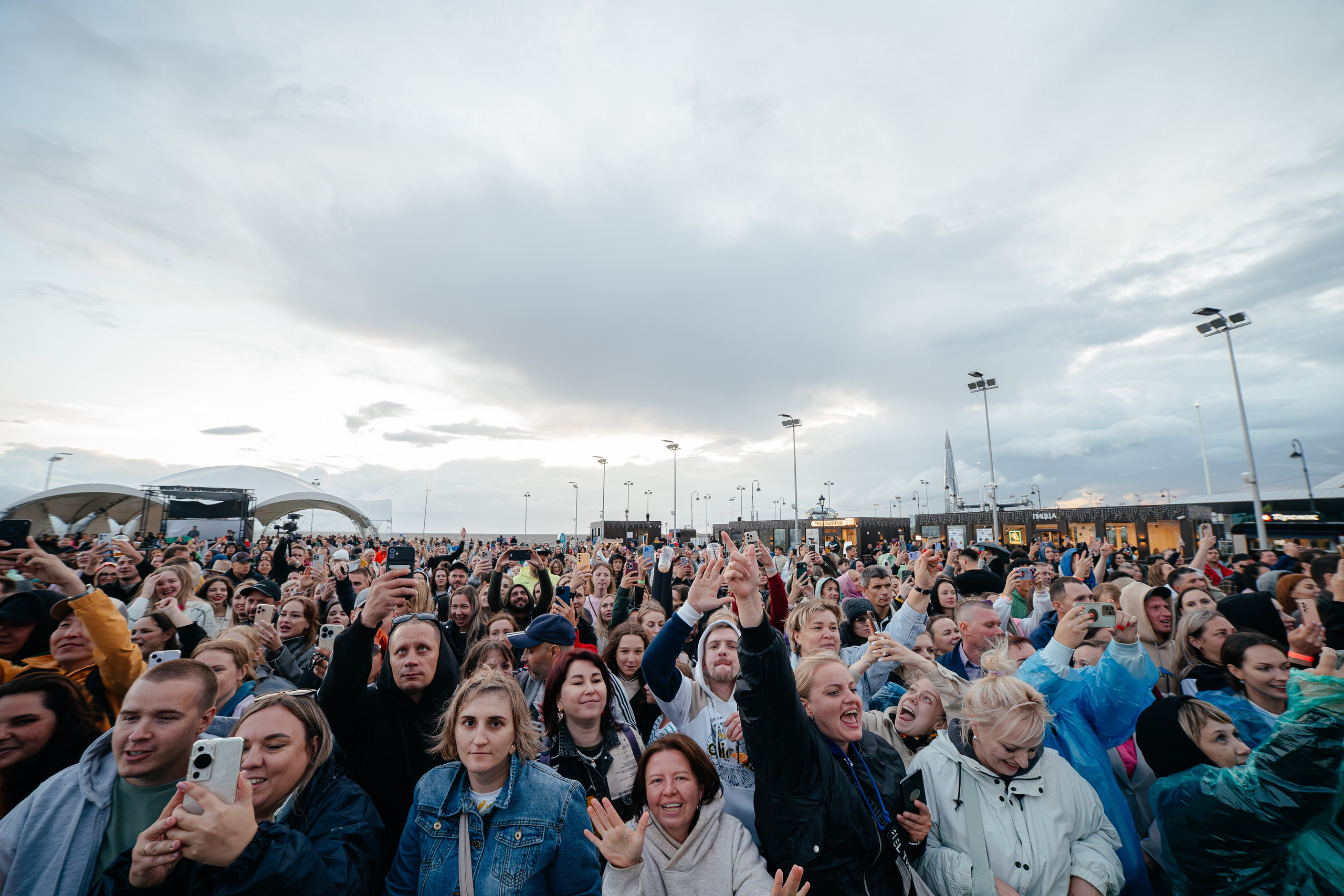 Концерт Светы. Коммерческий фотограф в Санкт-Петербурге Анна Кобзарь