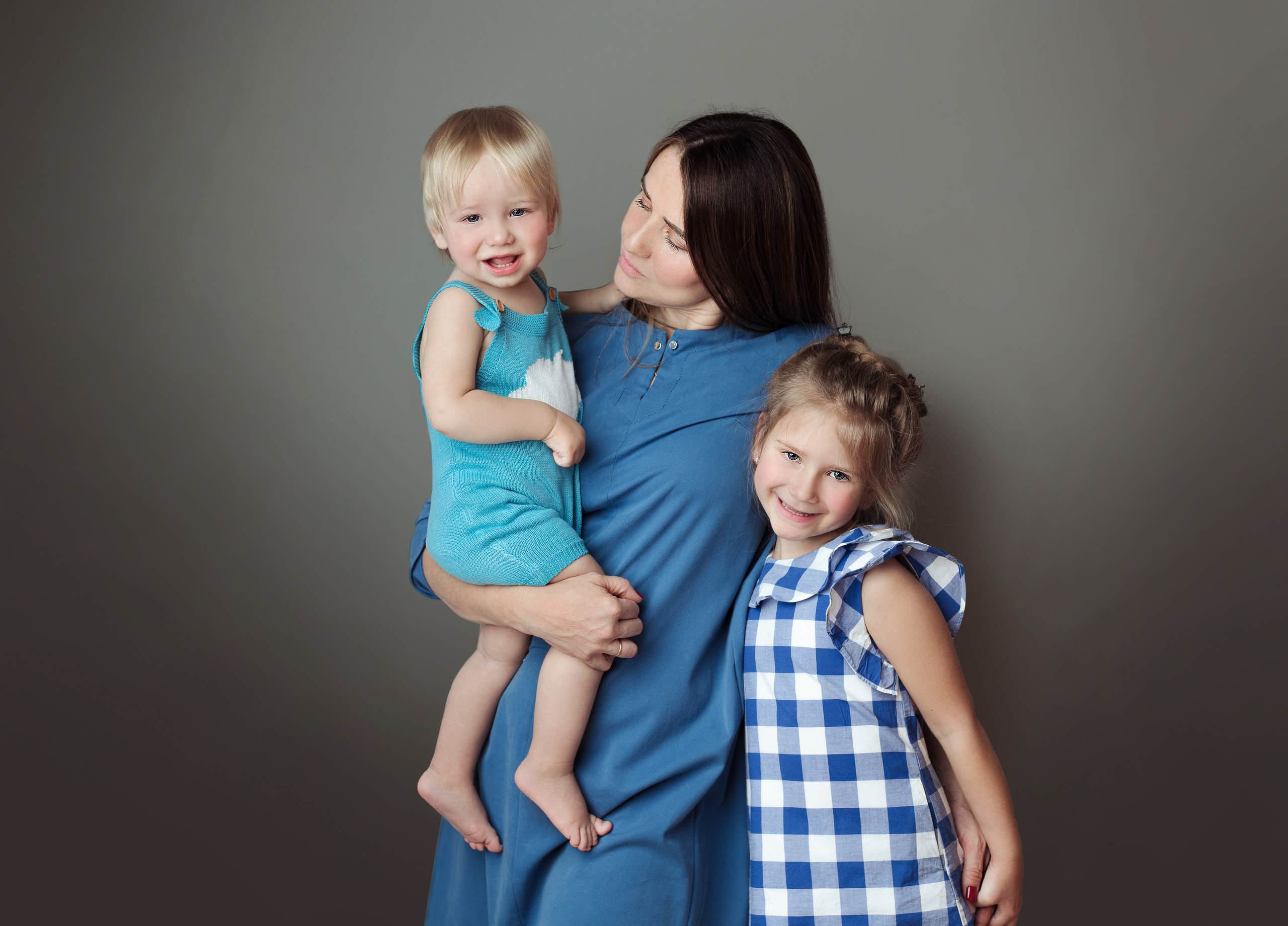 С родителями. Фотограф беременности, новорожденных Москва. годики под ключ