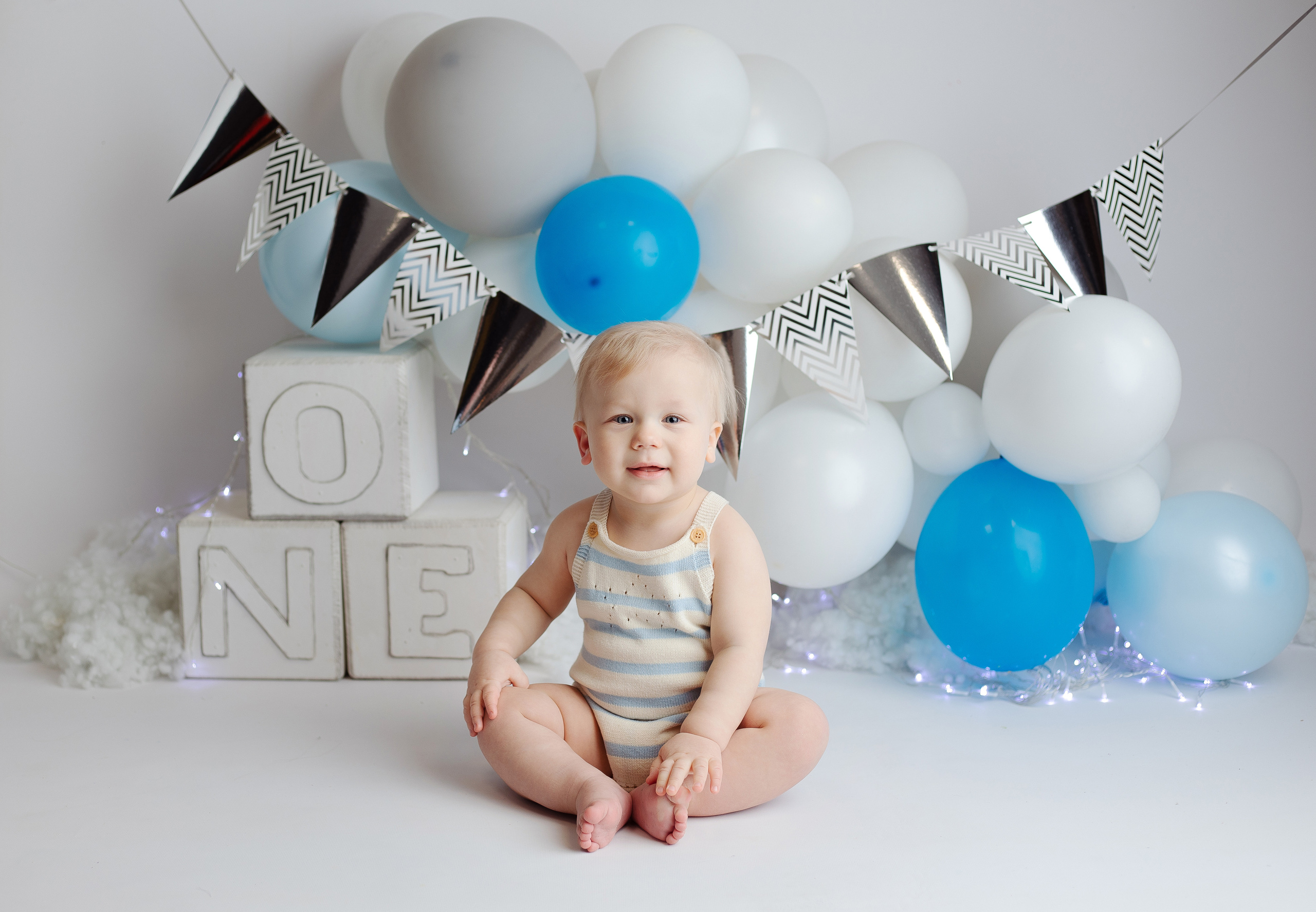 Праздничное оформление. Фотограф беременности, новорожденных Москва. годики под ключ