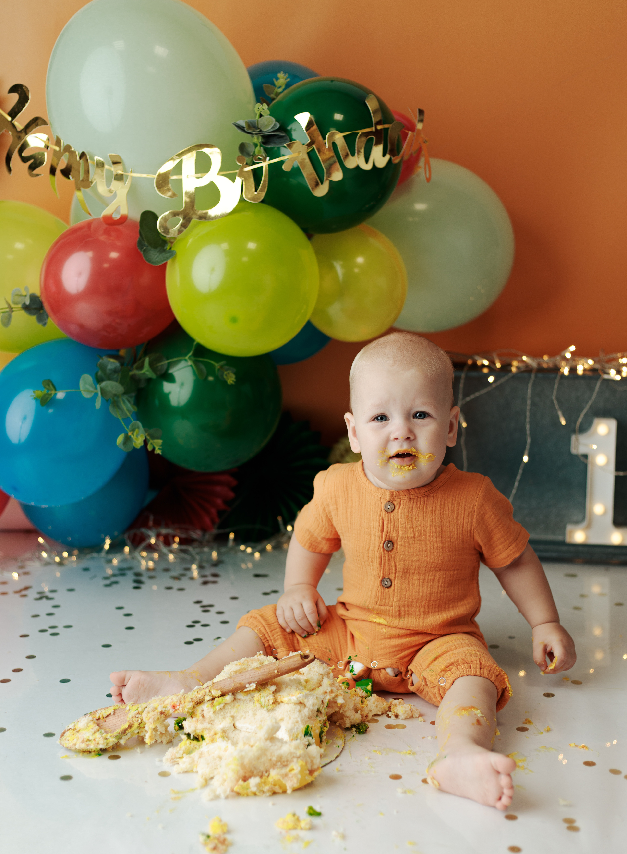 Праздничное оформление. Фотограф беременности, новорожденных Москва. годики под ключ