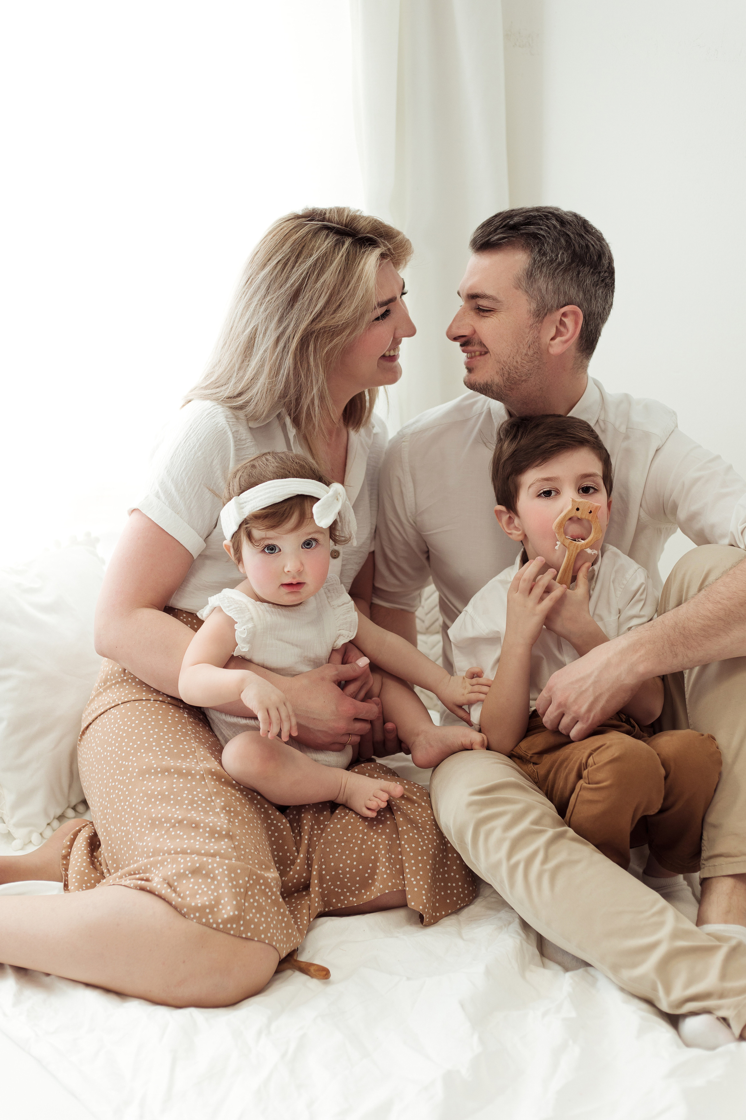 С родителями. Фотограф беременности, новорожденных Москва. годики под ключ