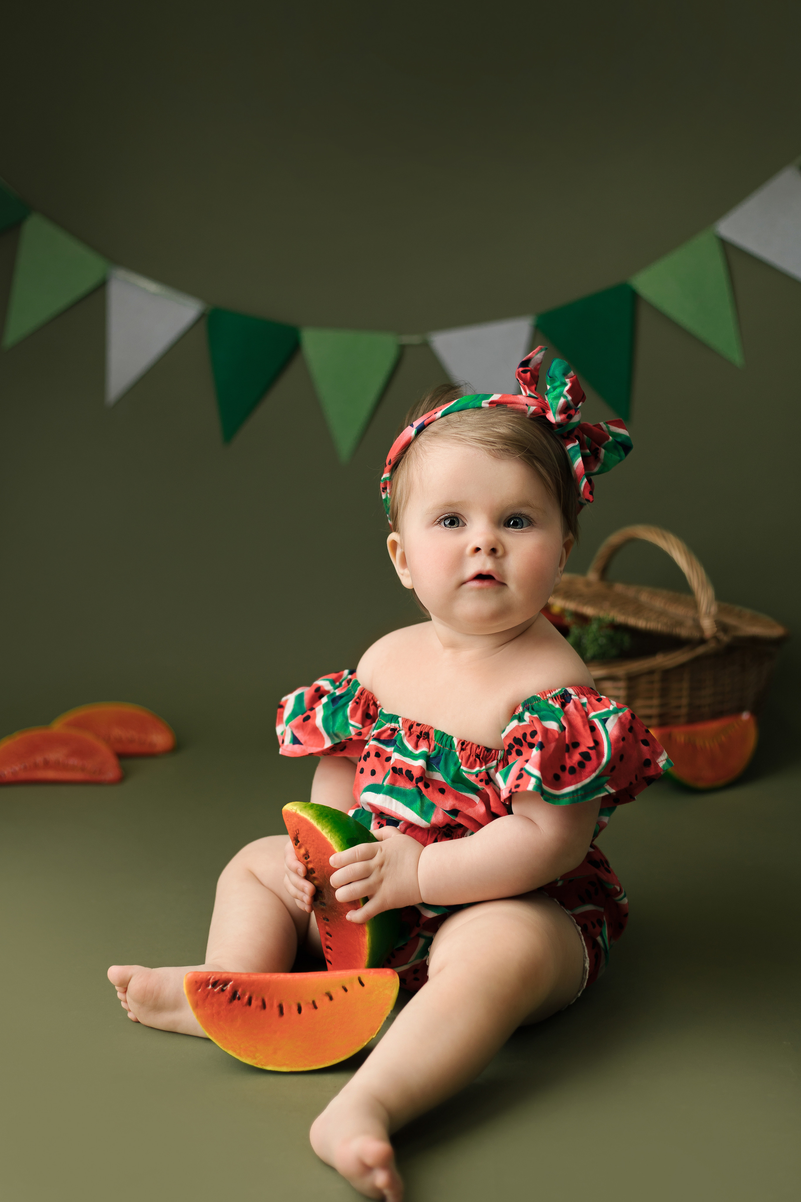 Тематические образы. Фотограф беременности, новорожденных Москва. годики под ключ