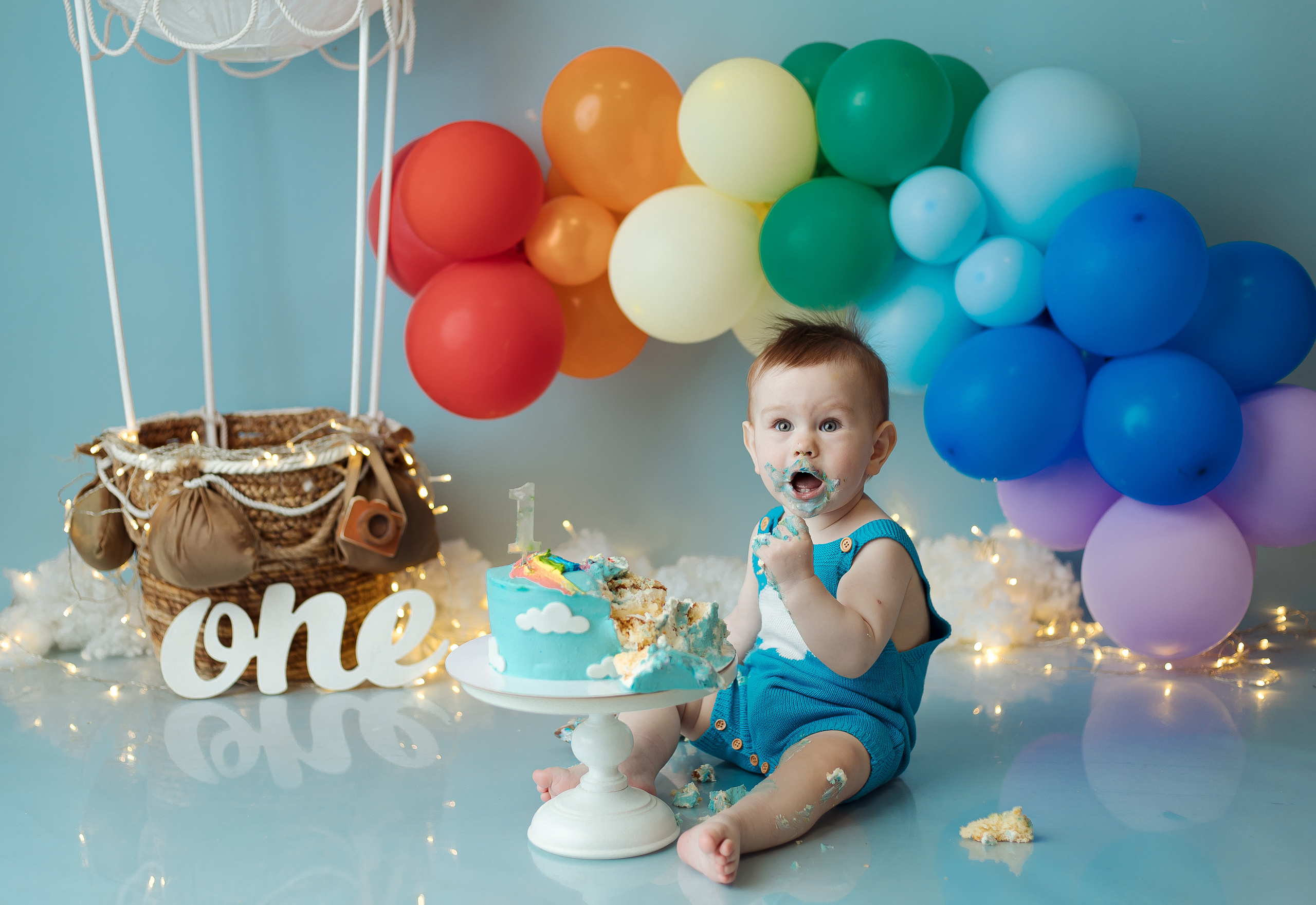 Праздничное оформление. Фотограф беременности, новорожденных Москва. годики под ключ