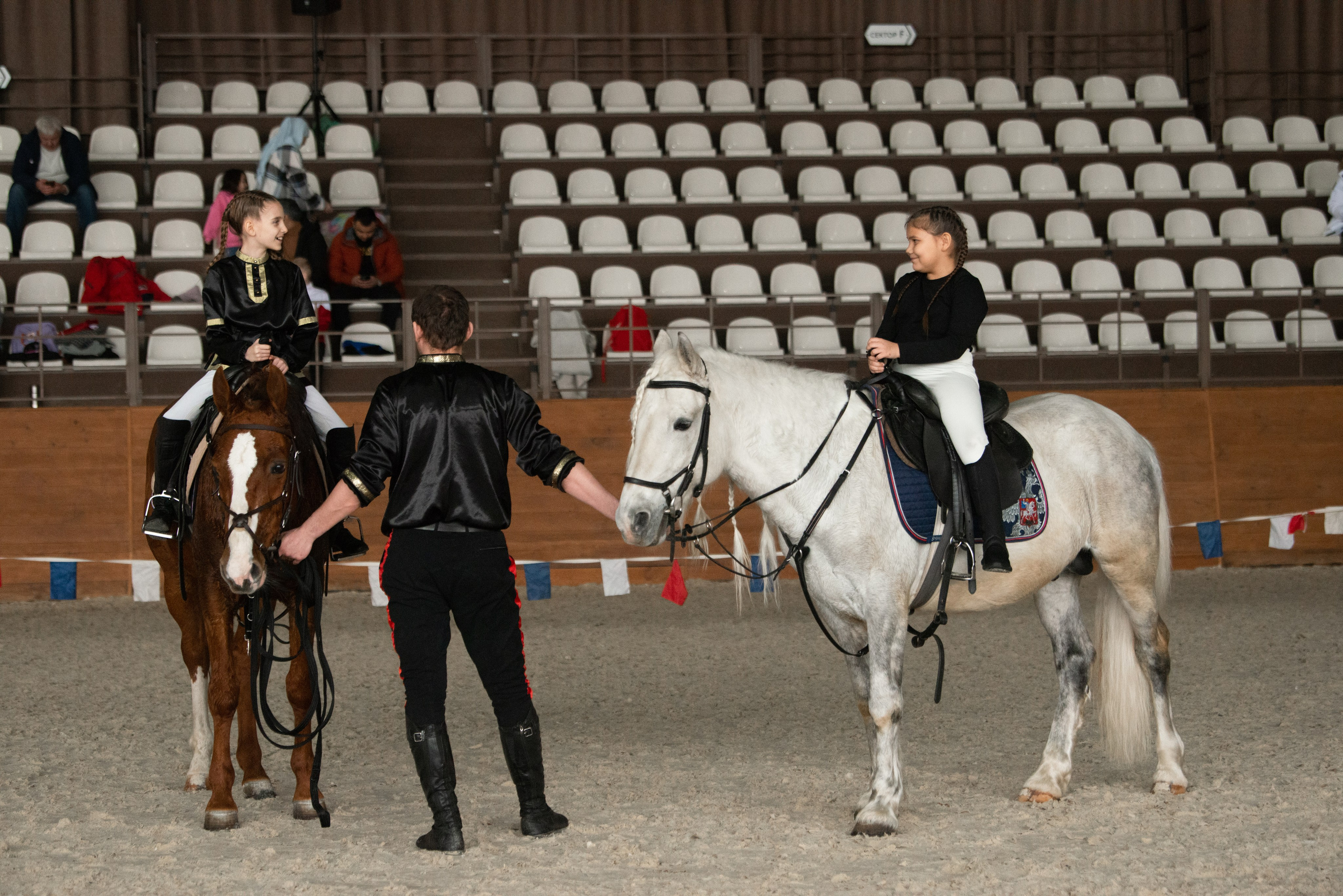 Конный спорт — соревнования по джигитовке. Конный фотограф в Саратове Юлия Иванова