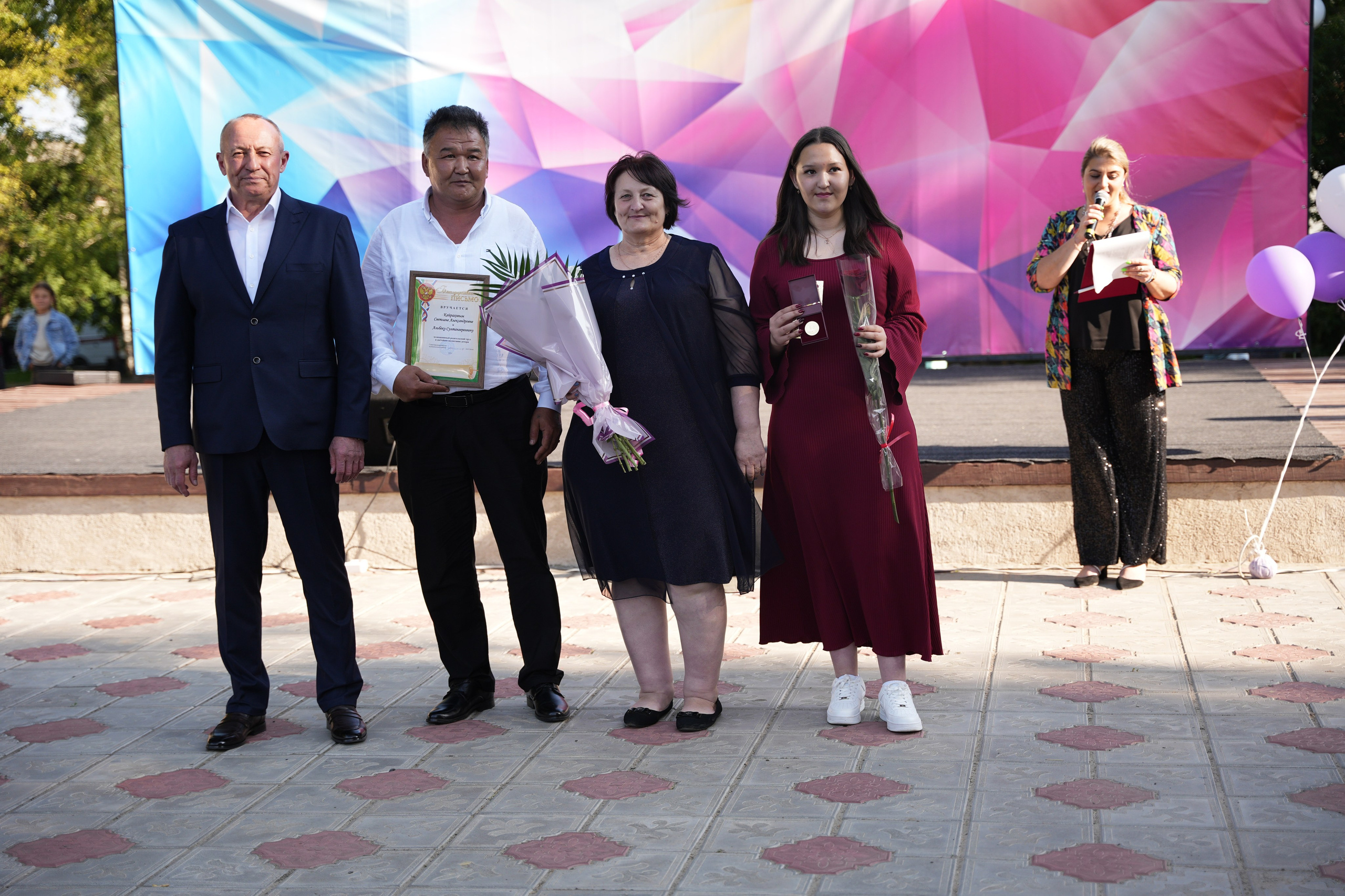 Выпускной в парке. Ольга Плаксина фотограф в Саратове