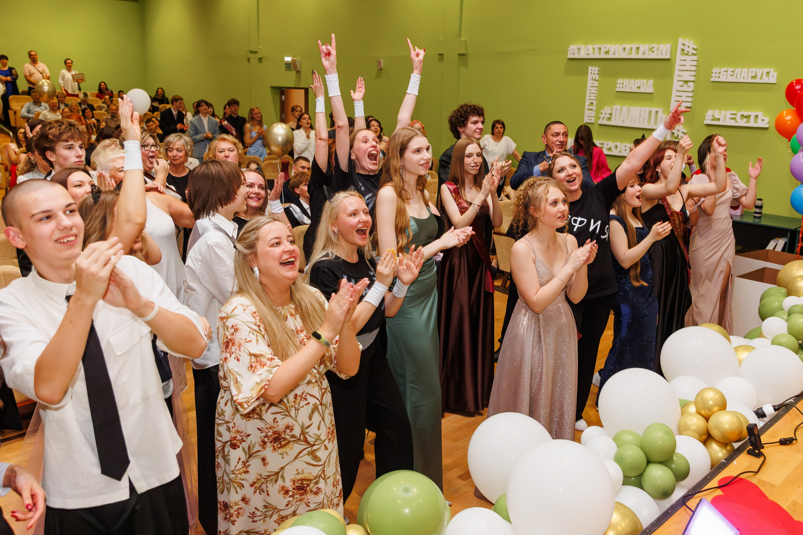 Выпускной 2025. Репортажный фотограф Минск ❘ Костецкий Илья ❘ Беларусь