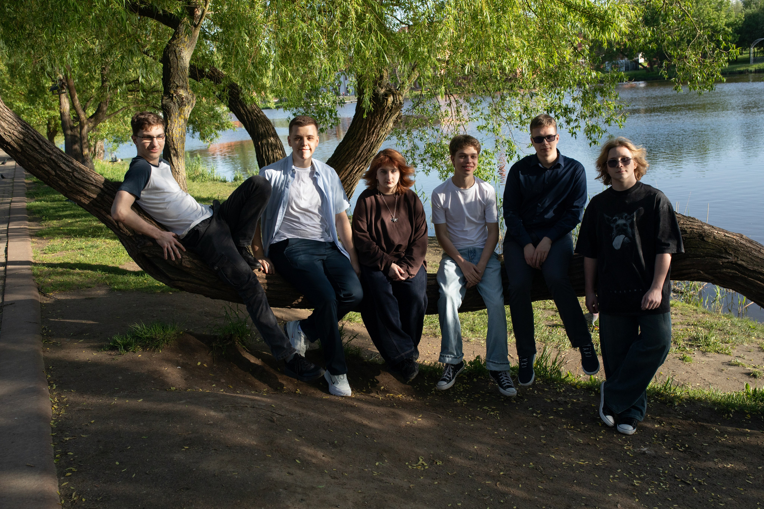 19/05/26 Лошицкий. Выпускные альбомы Cardsi