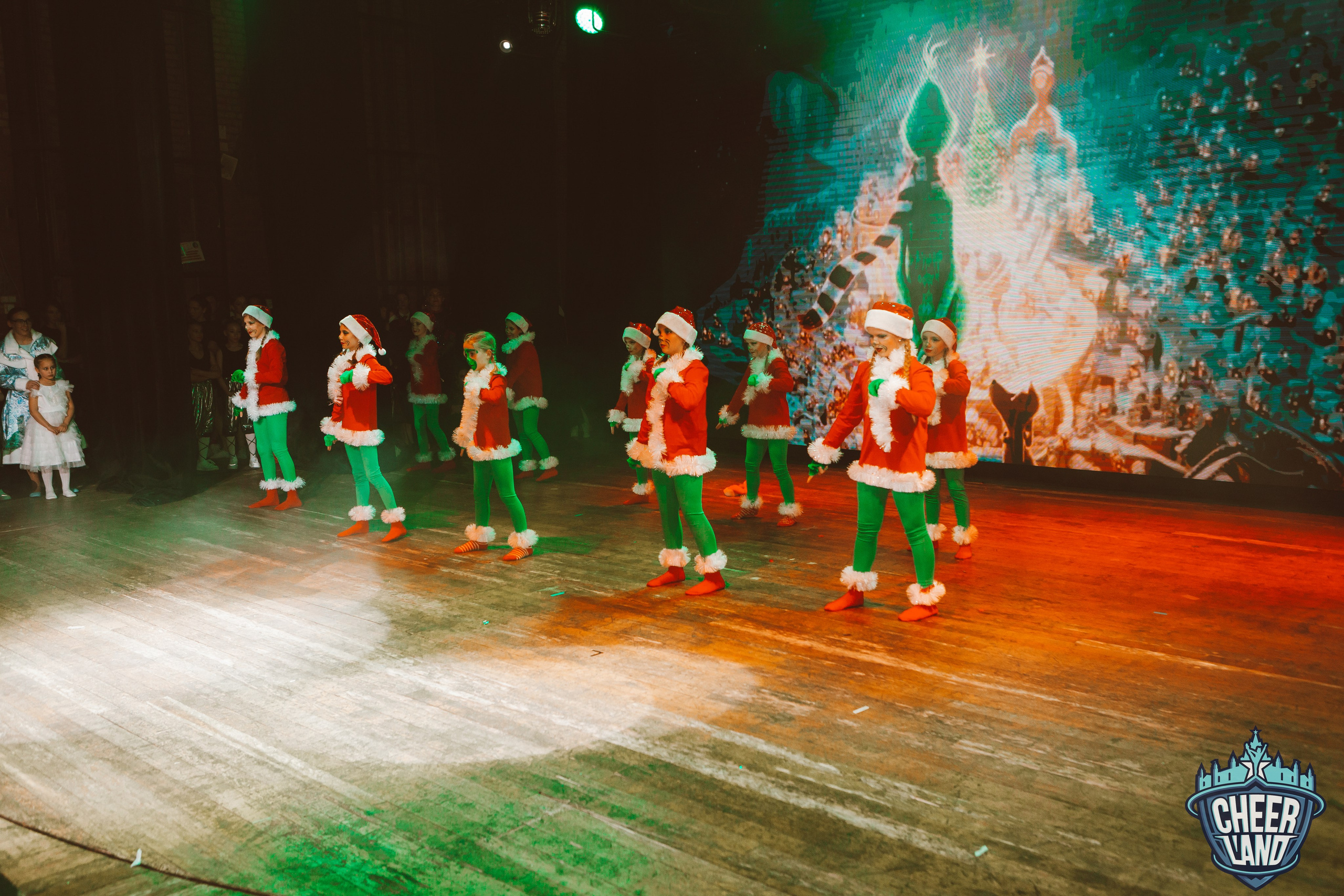 КОСМИЧЕСКОЕ НОВОГОДНЕЕ ПУТЕШЕСТВИЕ «CHEER LAND». Репортажный, семейный, свадебный, портретный фотограф