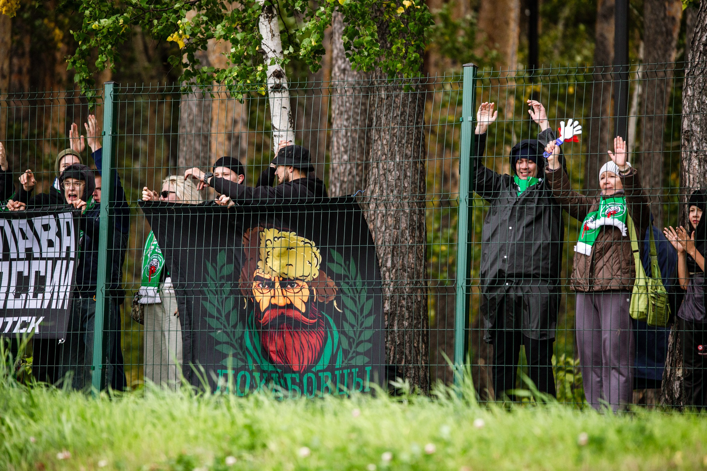 Первенство России по футболу LEON-Вторая лига Б | ФК Иркутск — Космос (Долгопрудный) | 14.09.25. Фотограф в Иркутске Евгения Айвазова