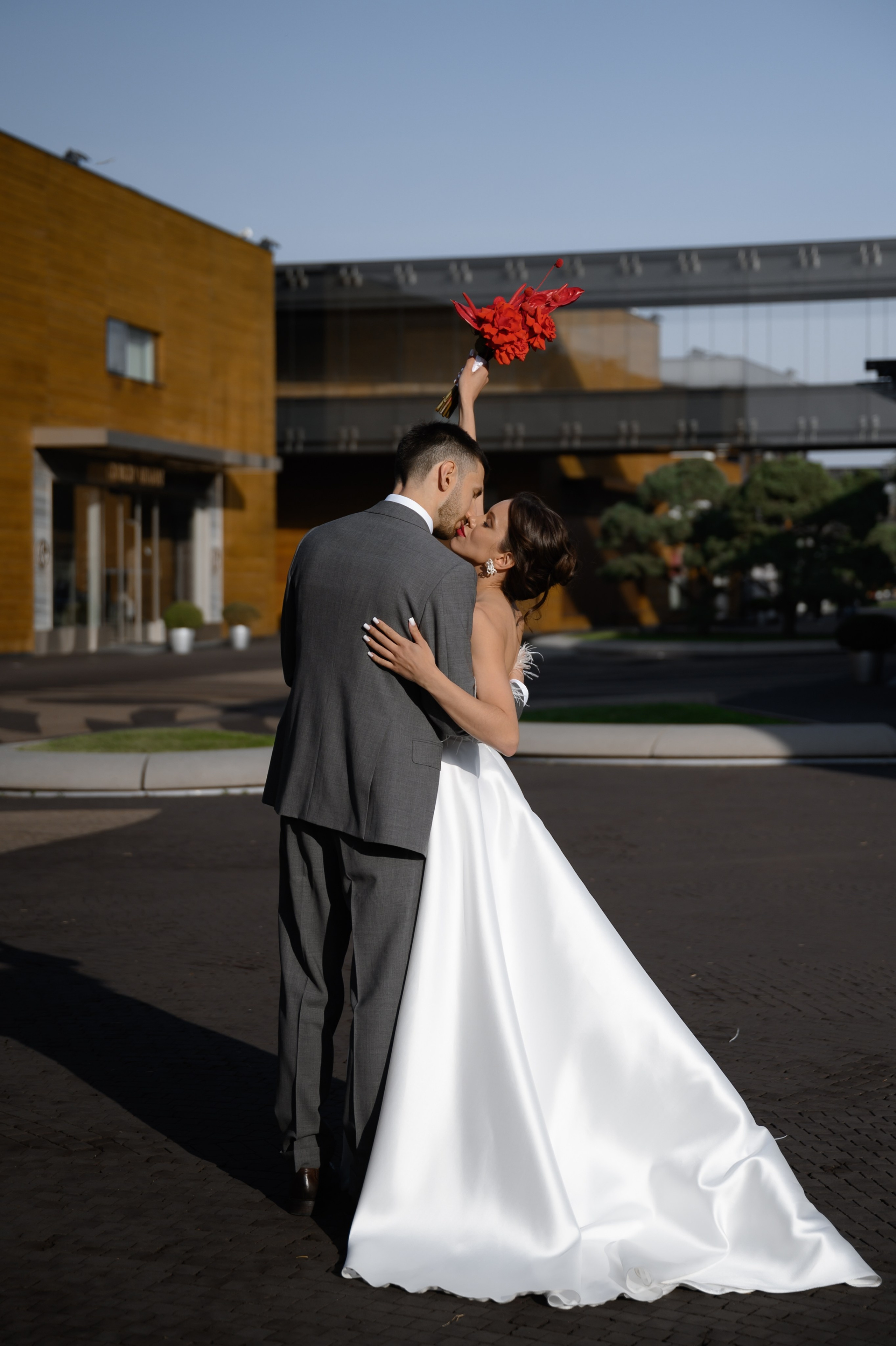 12.11.2024. RETOUCH-HOUSE