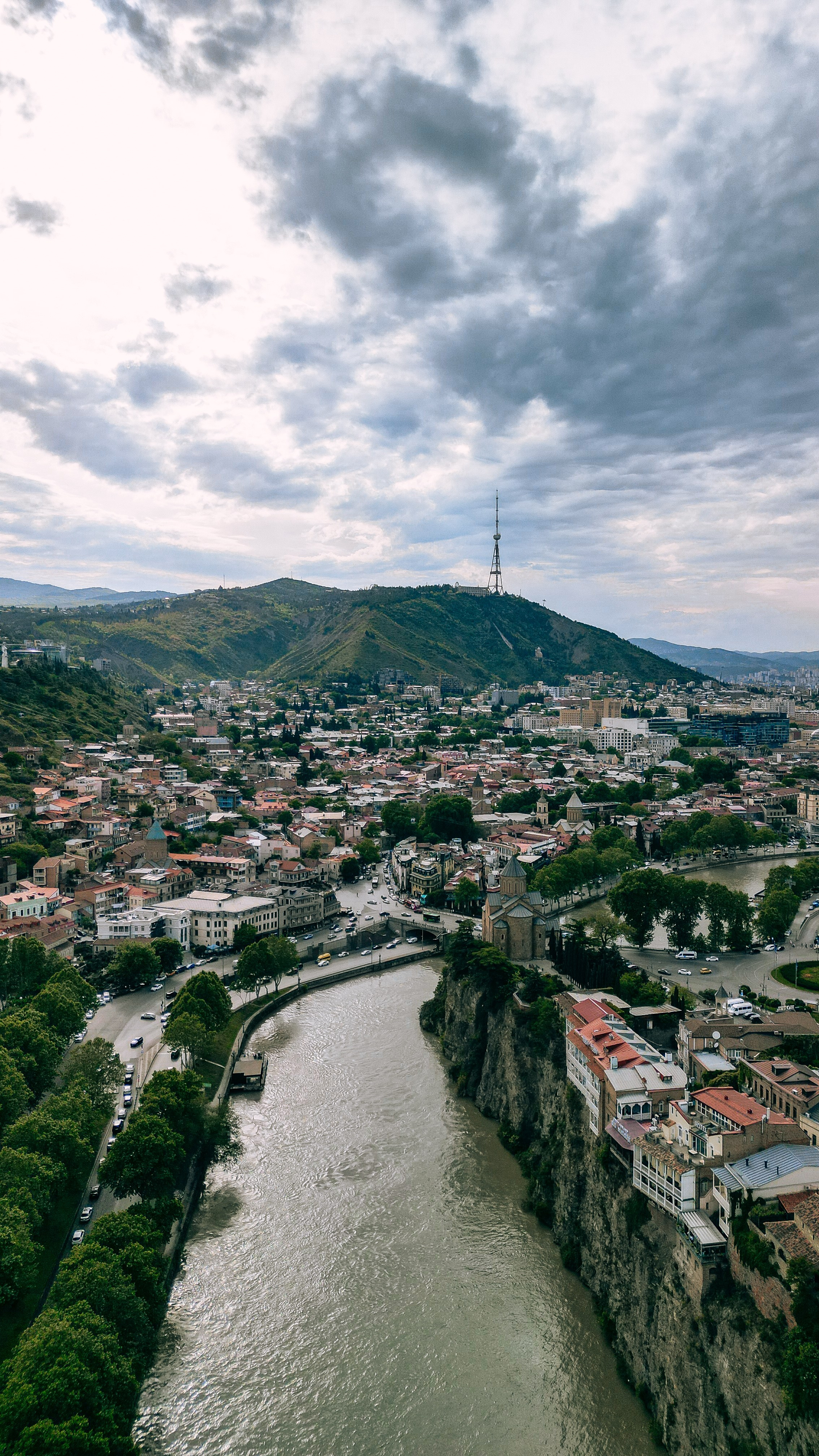 Грузия 2023. Человек с фотокамерой